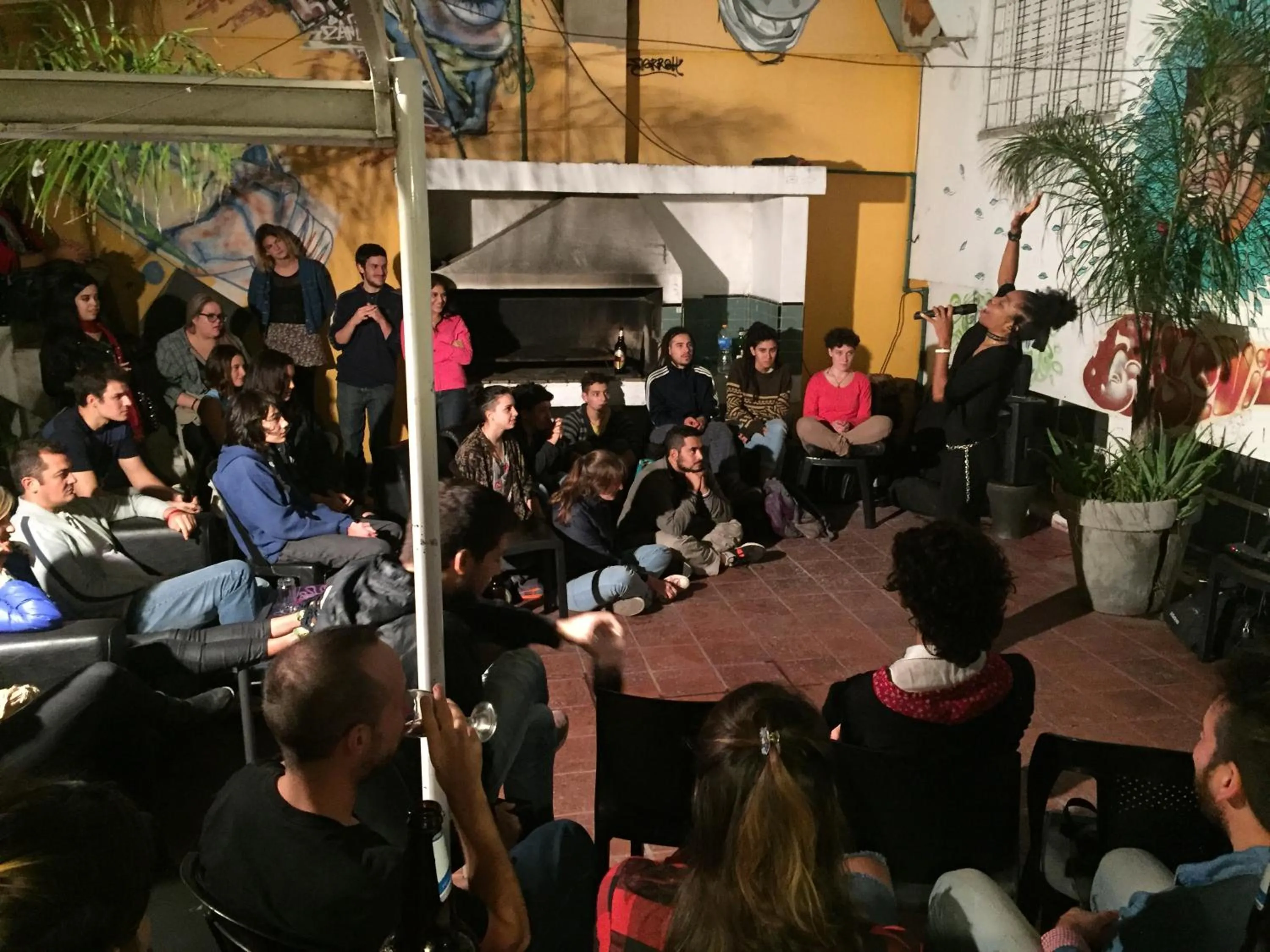 Patio in Link Cordoba Hostel