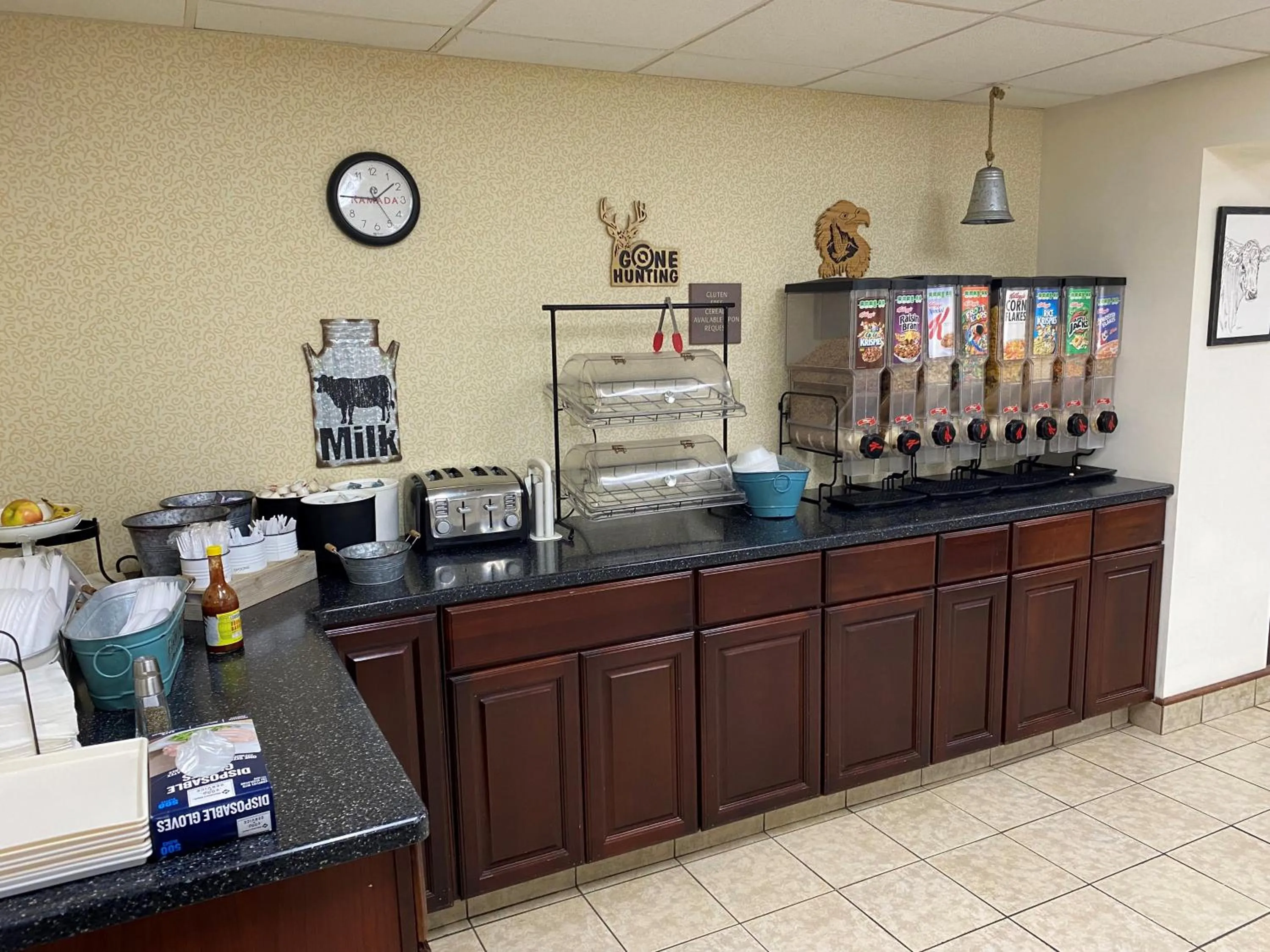 Breakfast in Ramada by Wyndham Angola/Fremont Area