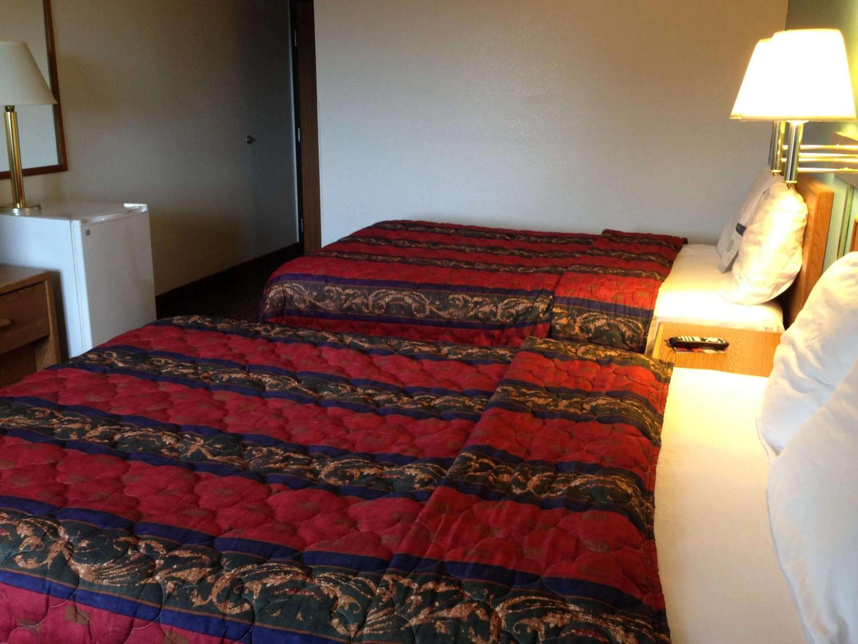 Bedroom, Bed in Motel 6-Sedalia, MO