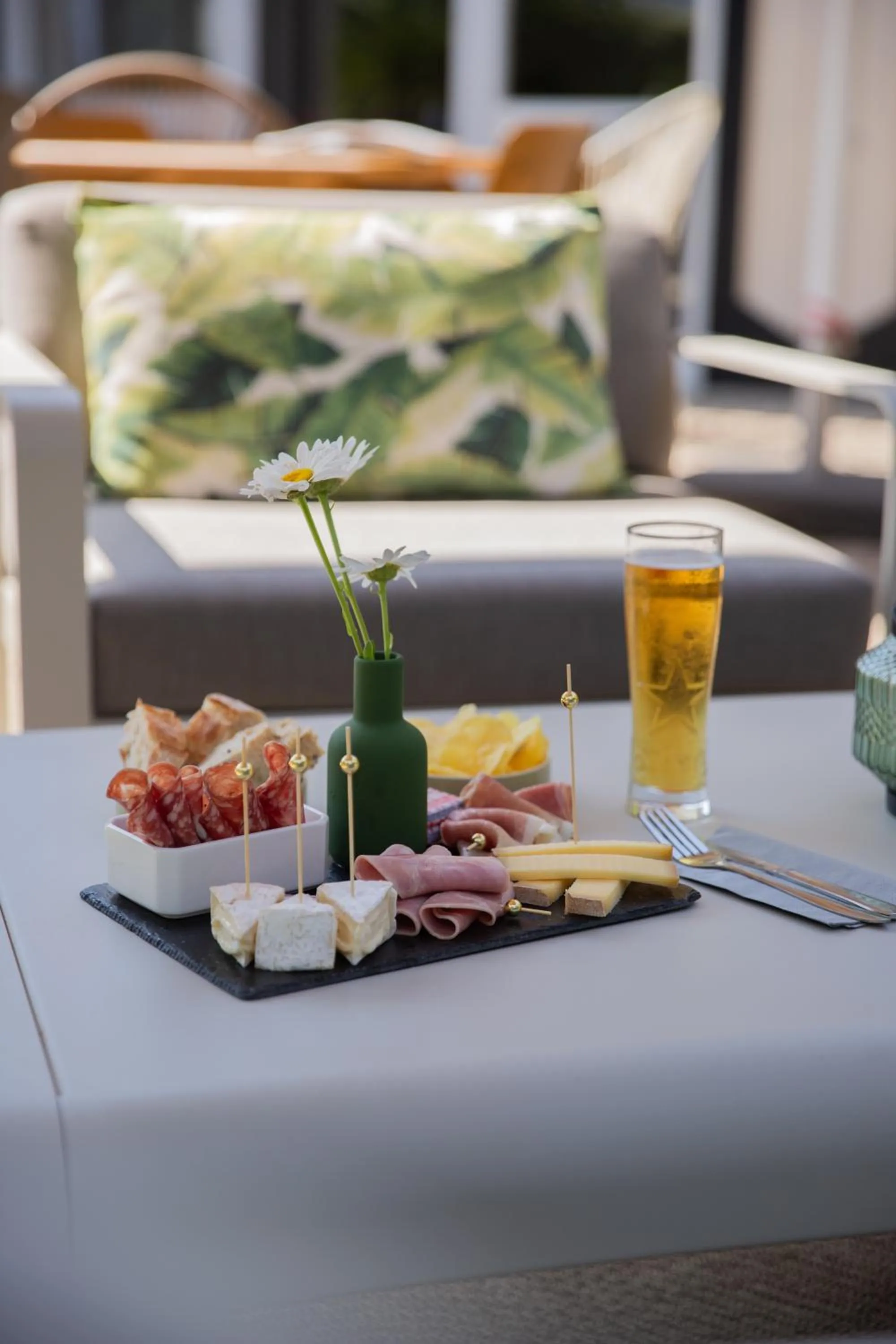 Restaurant/places to eat in Kyriad Nîmes Ouest A9