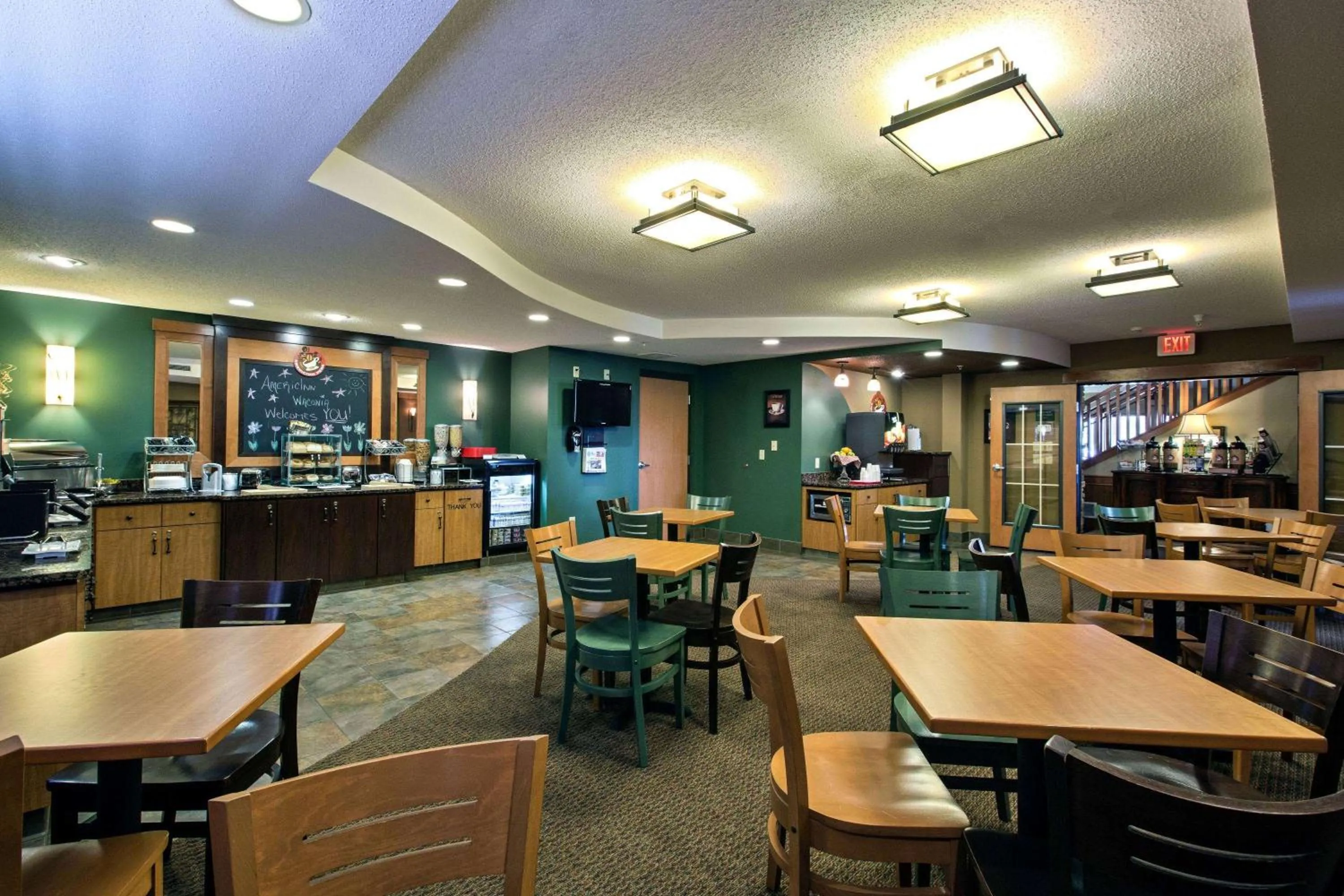 Restaurant/places to eat in AmeriVu Inn and Suites - Waconia