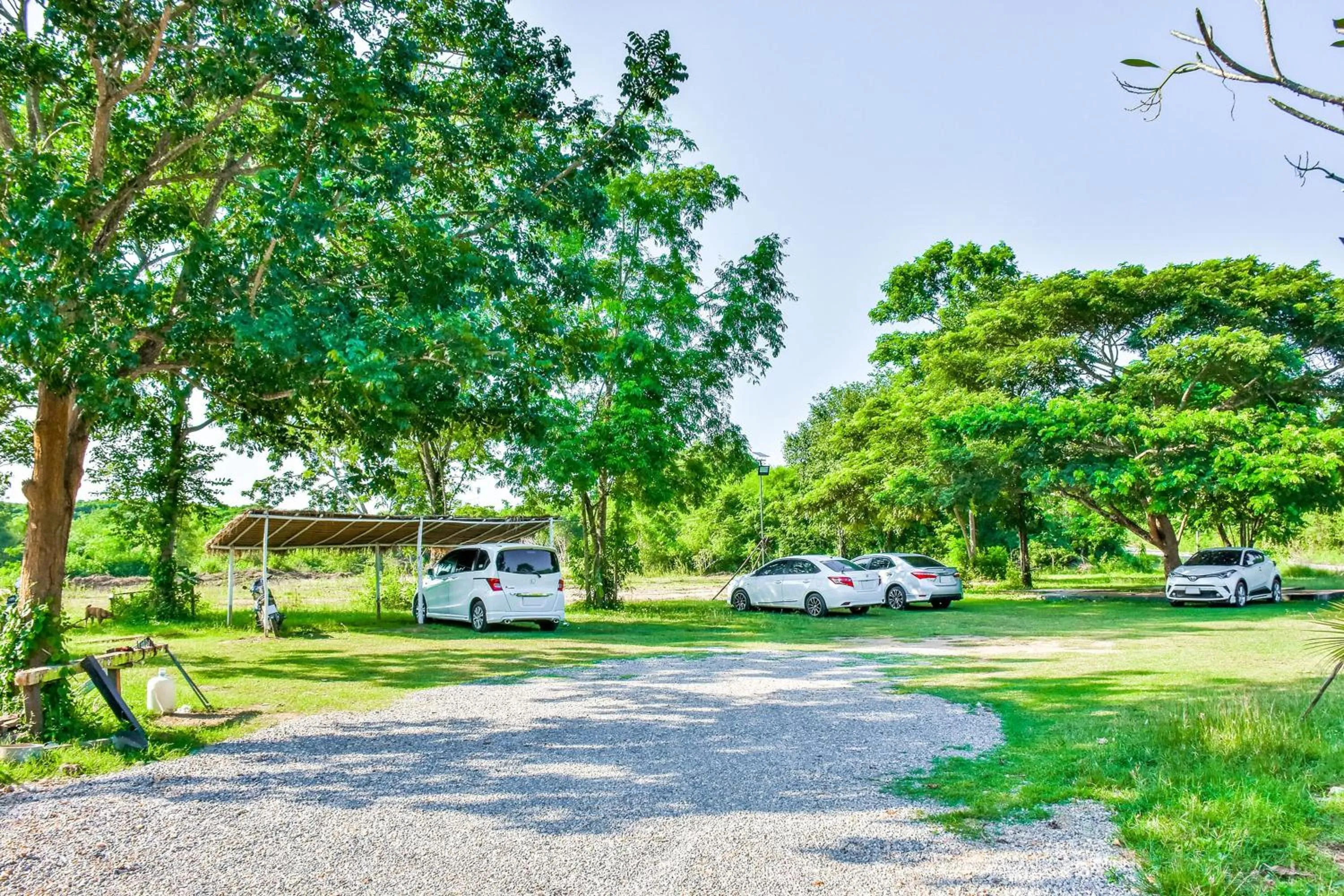 Facade/entrance in Nana River Kaeng Krachan