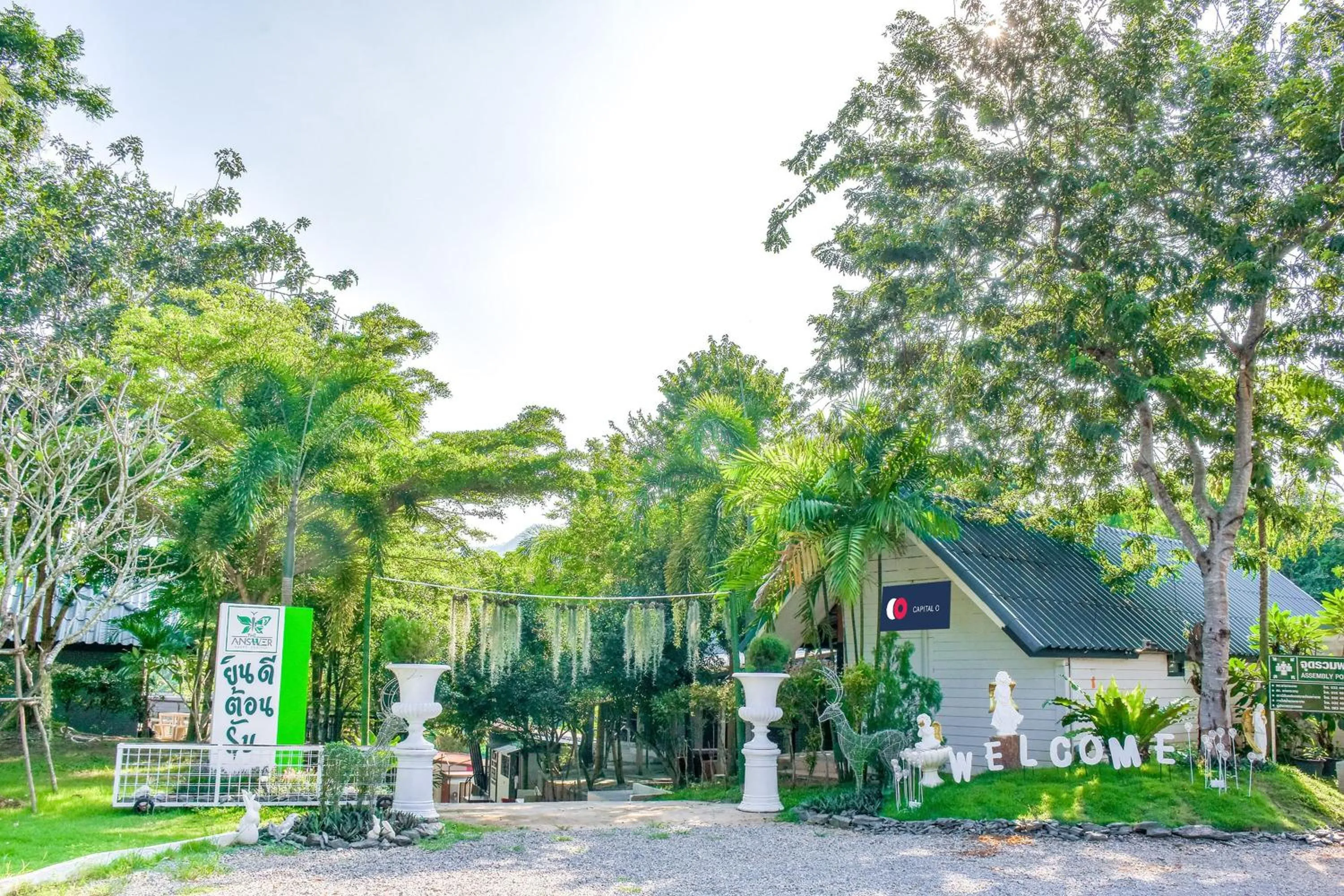 Facade/entrance in Nana River Kaeng Krachan