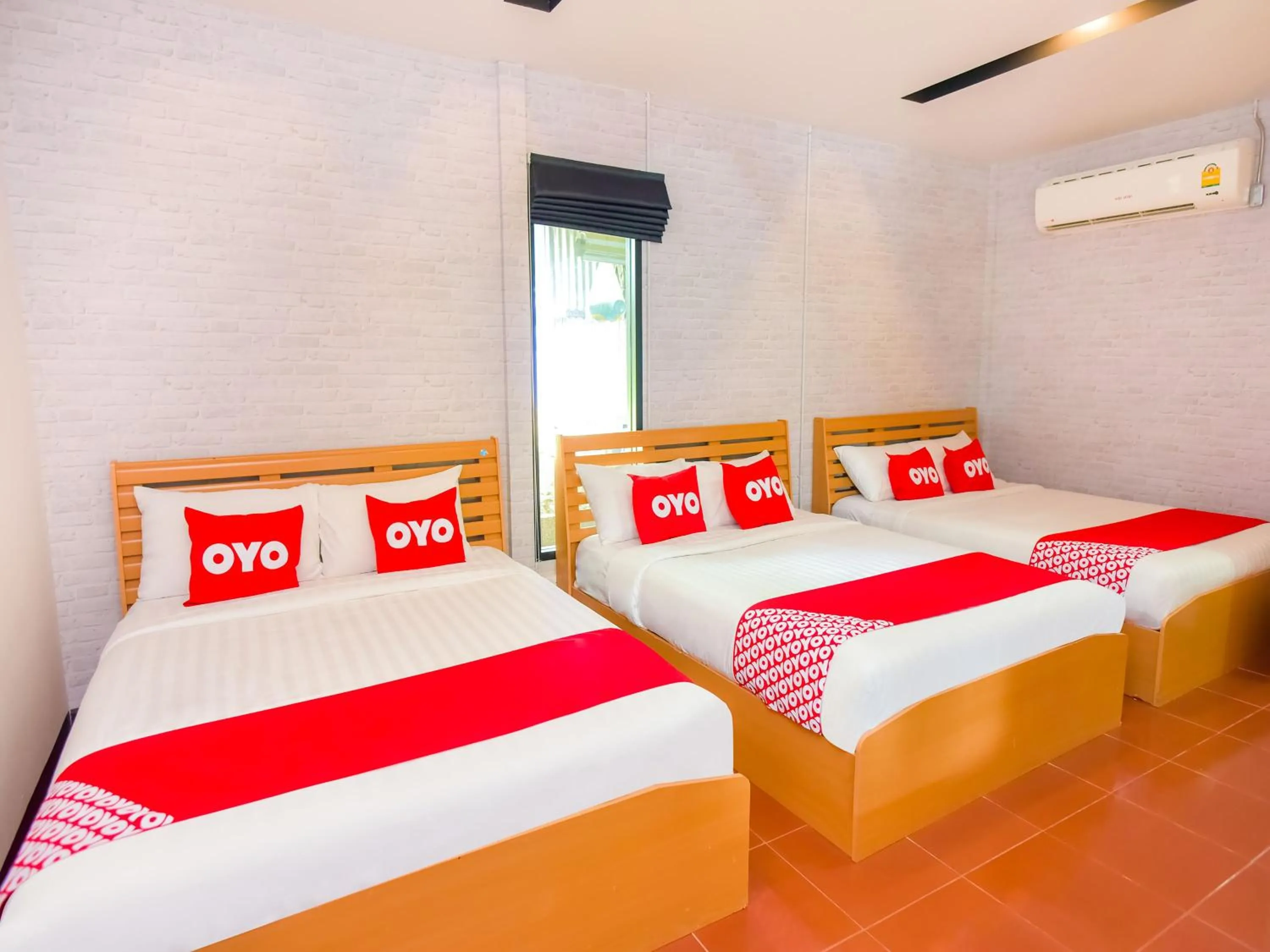 Bedroom, Bed in Nana River Kaeng Krachan