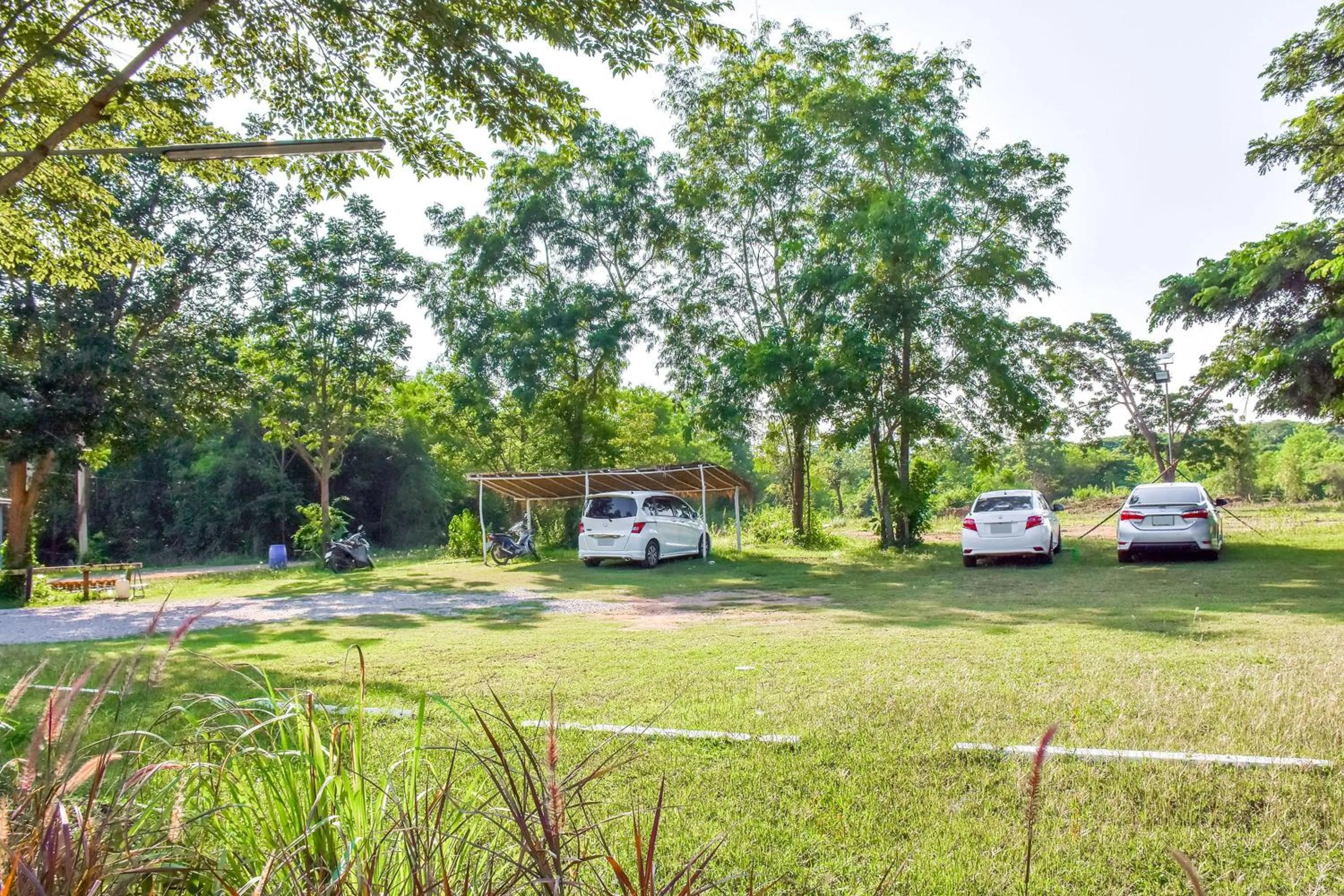 Facade/entrance in Nana River Kaeng Krachan