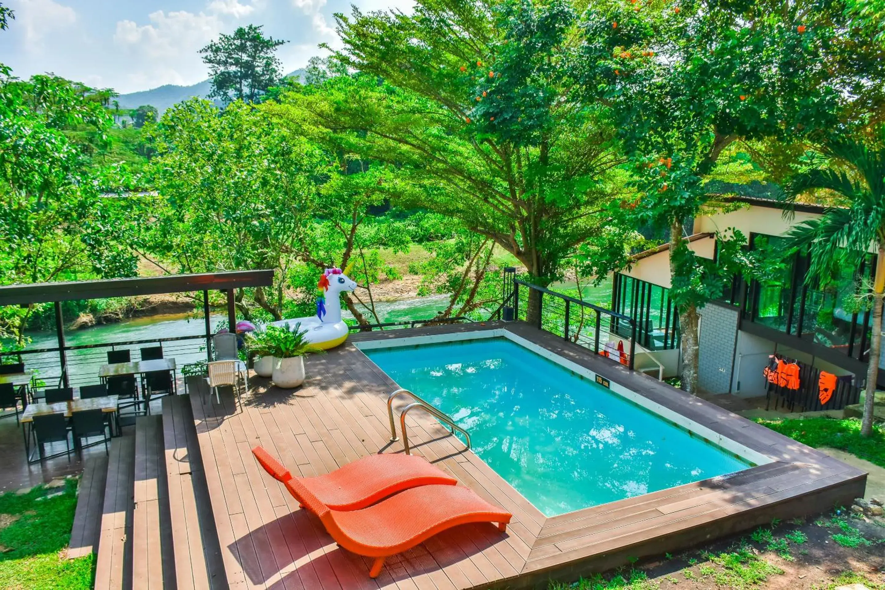 Nana River Kaeng Krachan Nana River Kaeng Krachan