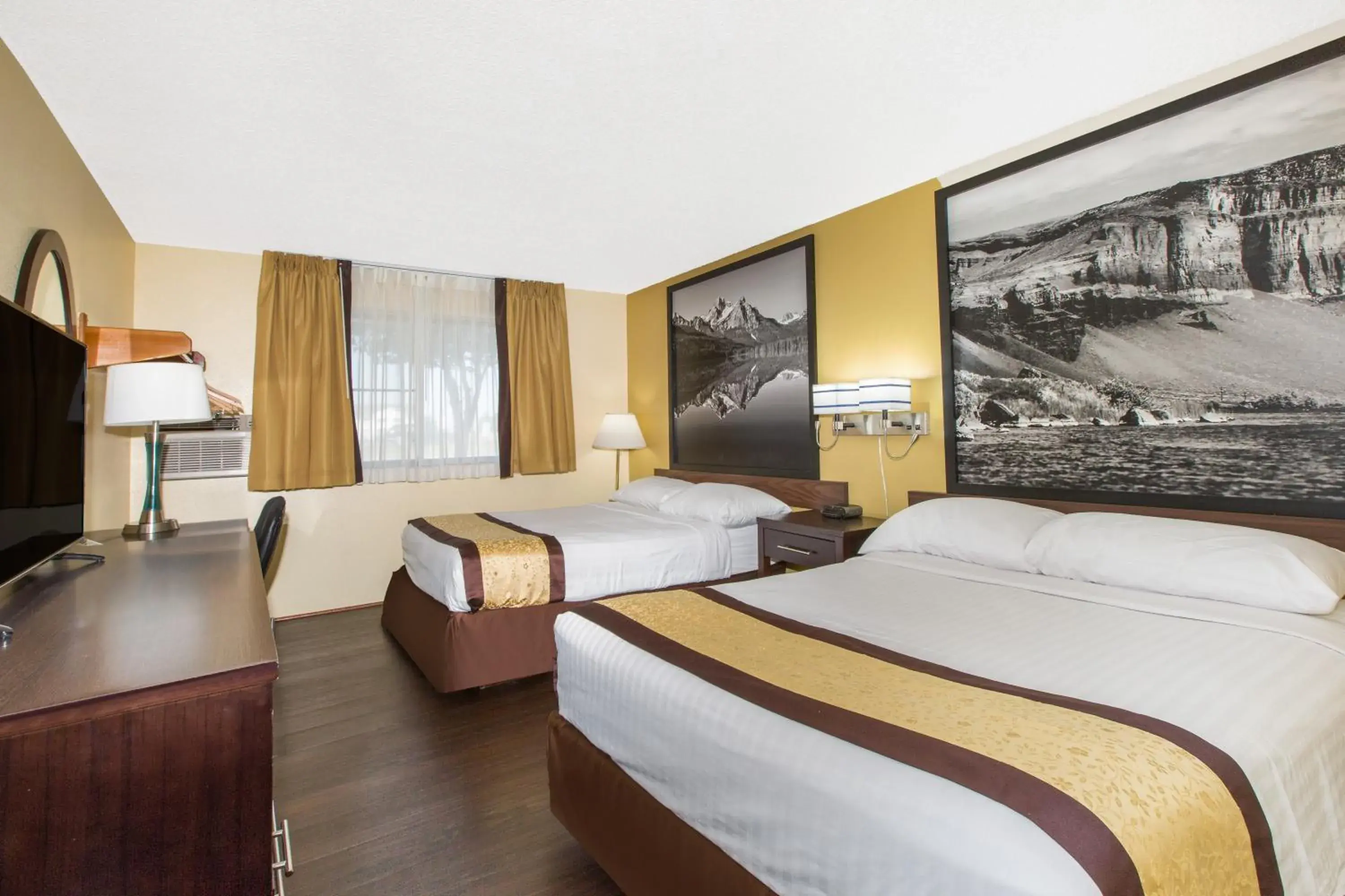 Double Room with Two Double Beds - Pet Friendly/Non-Smoking in Super 8 by Wyndham Nampa Double Room with Two Double Beds - Pet Friendly/Non-Smoking in Super 8 by Wyndham Nampa