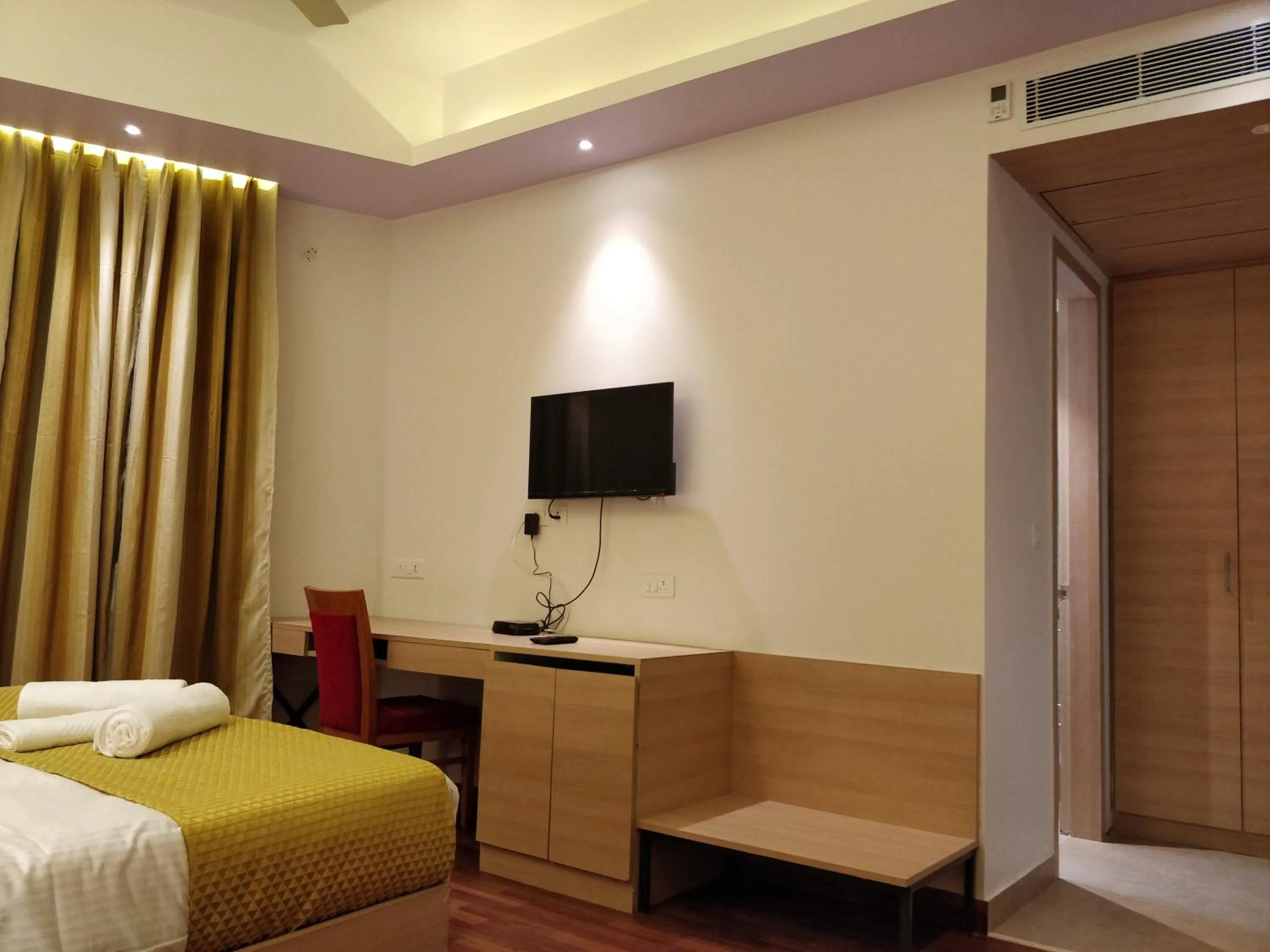 Bedroom, Bed in Hotel River Retreat