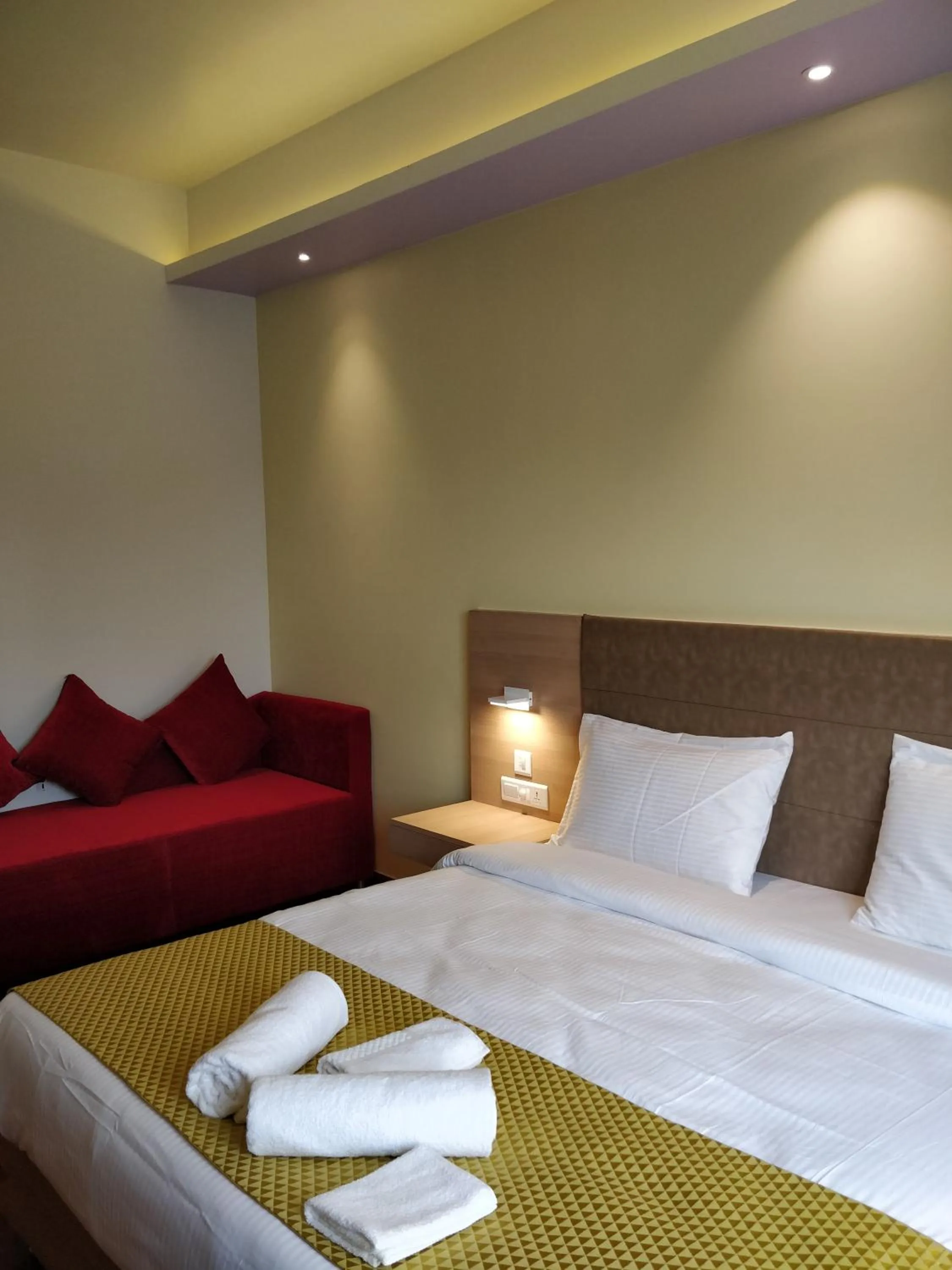 Bedroom, Bed in Hotel River Retreat