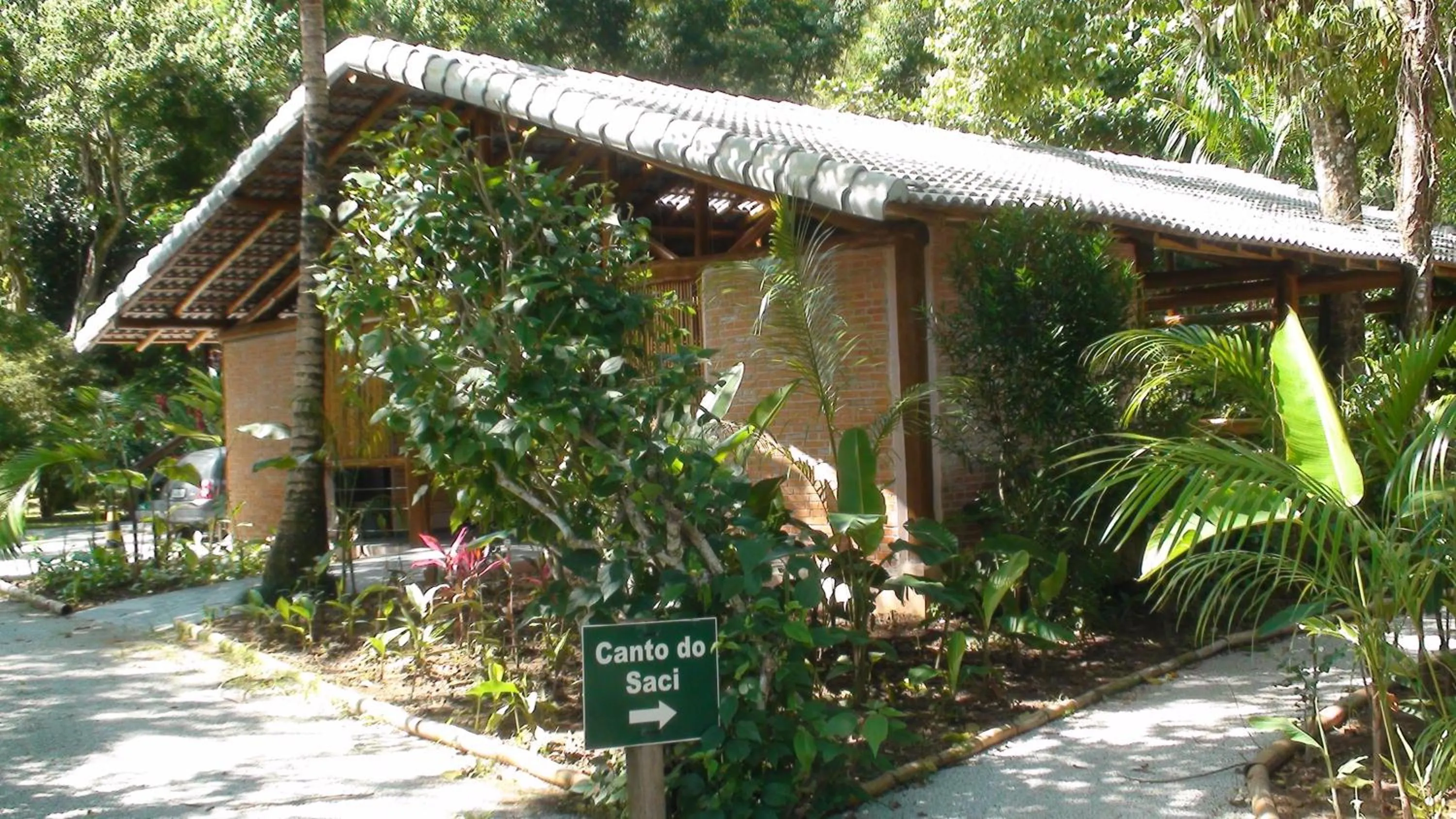 Property building in Pousada Canto Verde