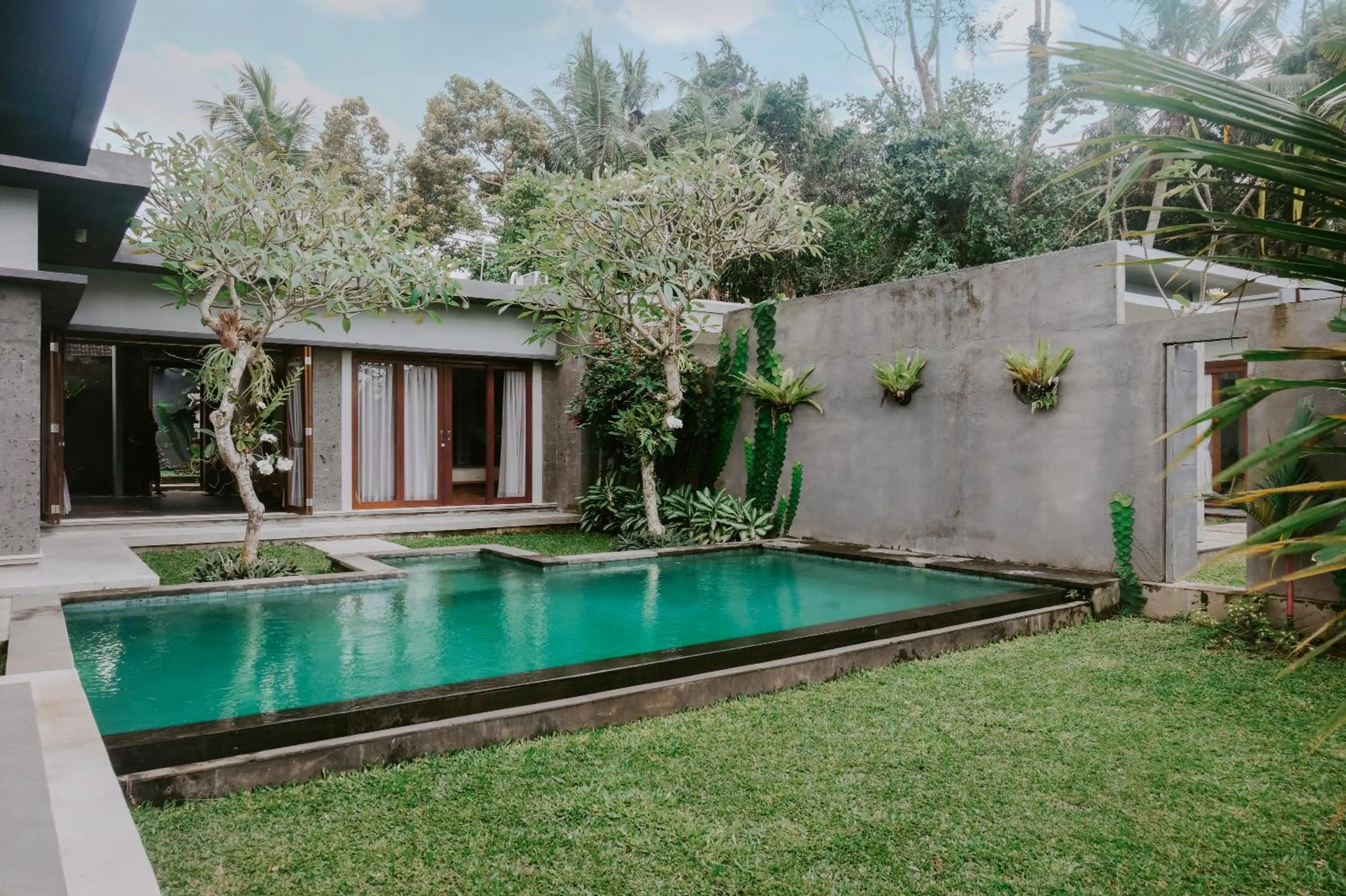 Swimming pool in Anggira Villa Ubud