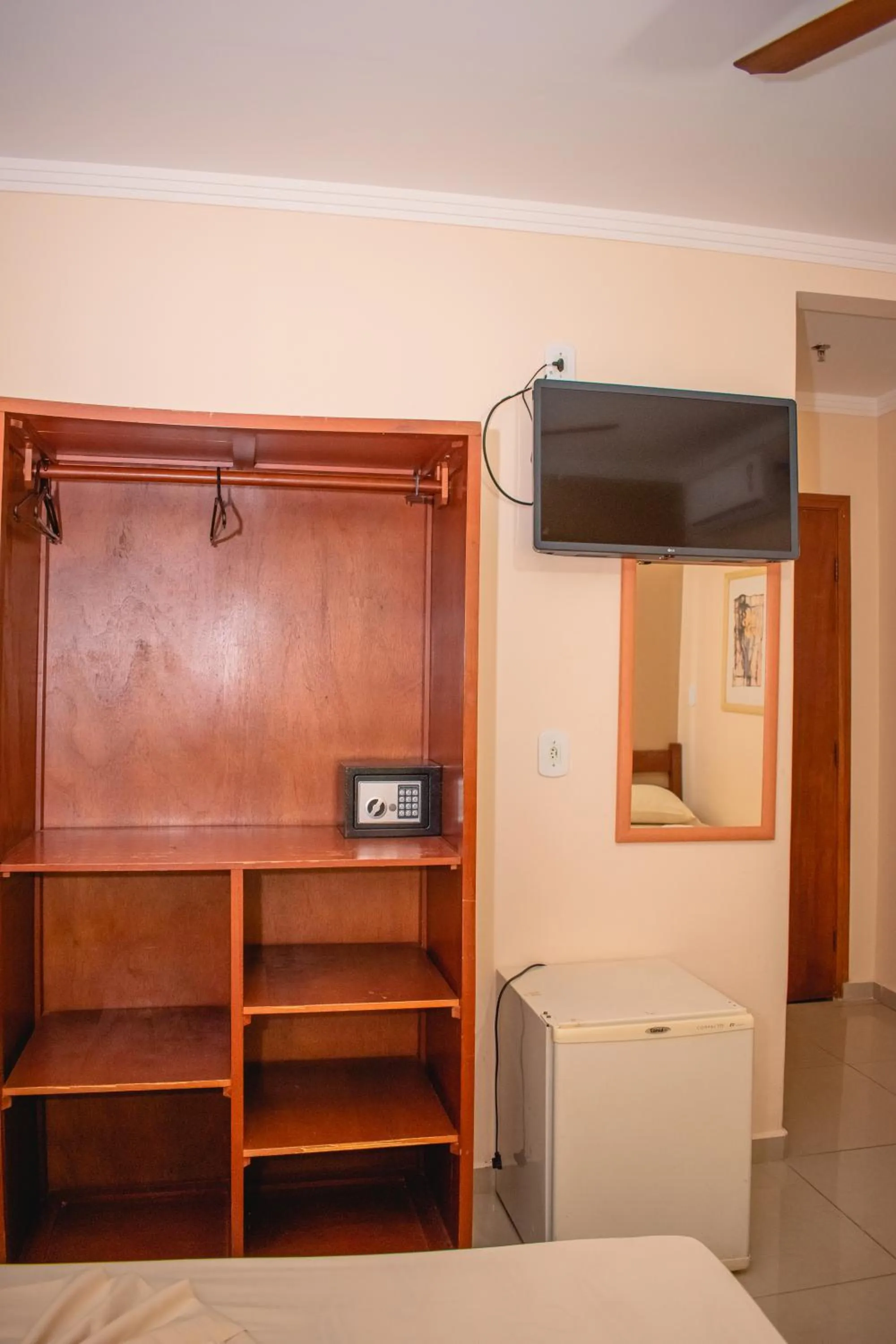 Bed in Hollywood Palace Hotel