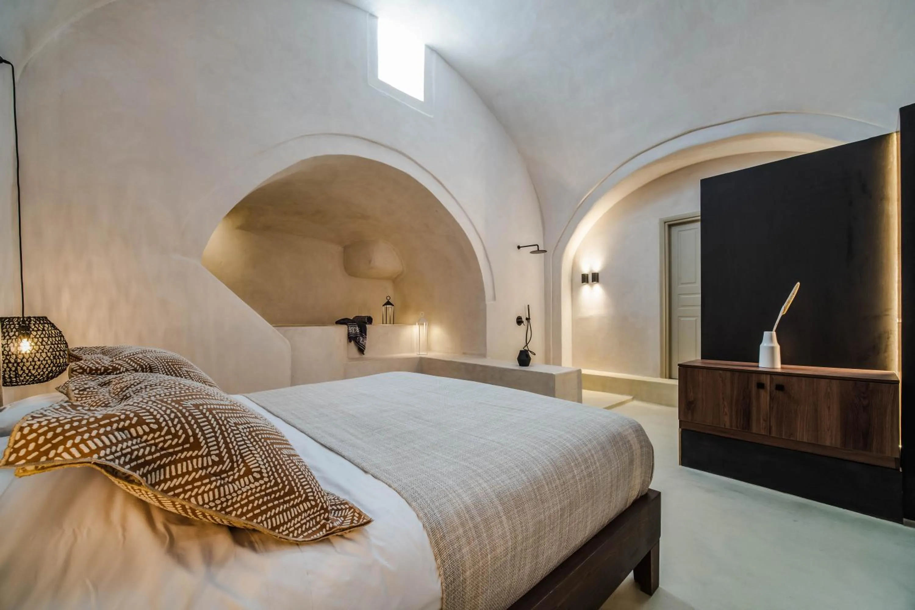 Bedroom, Bed in Phaos 1870, A restored Winery