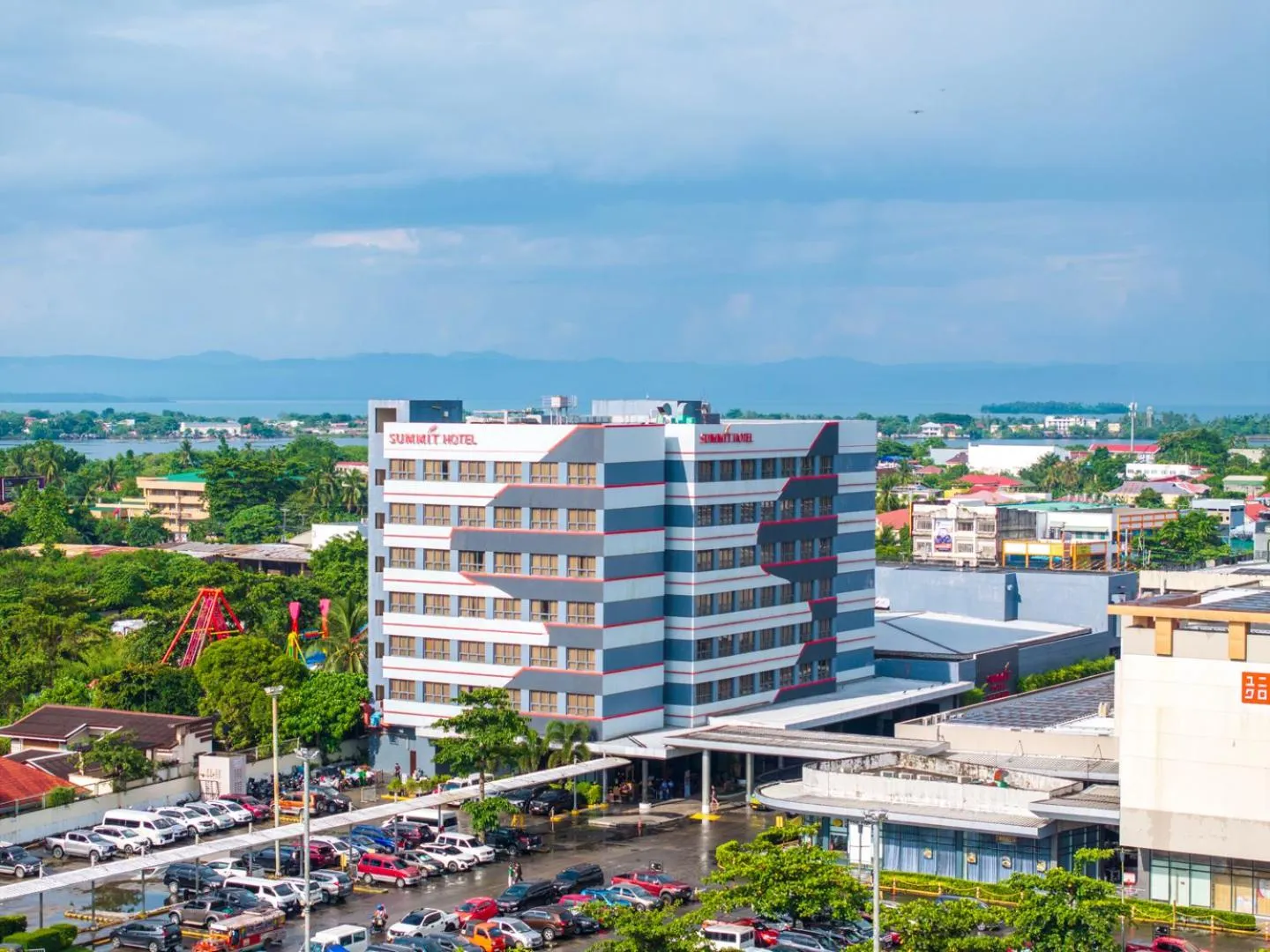 Property building in Summit Hotel Tacloban