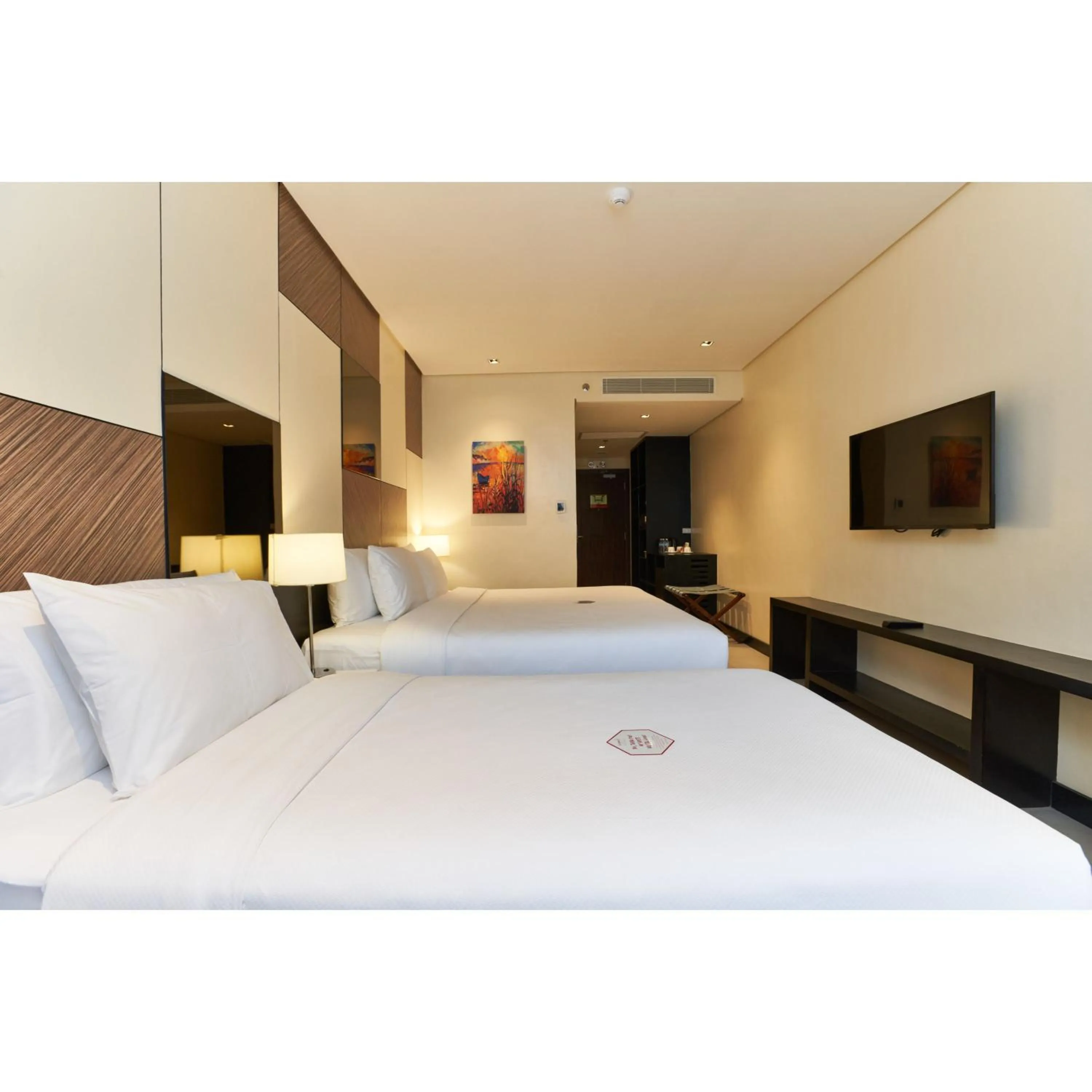 Bed in Summit Hotel Tacloban