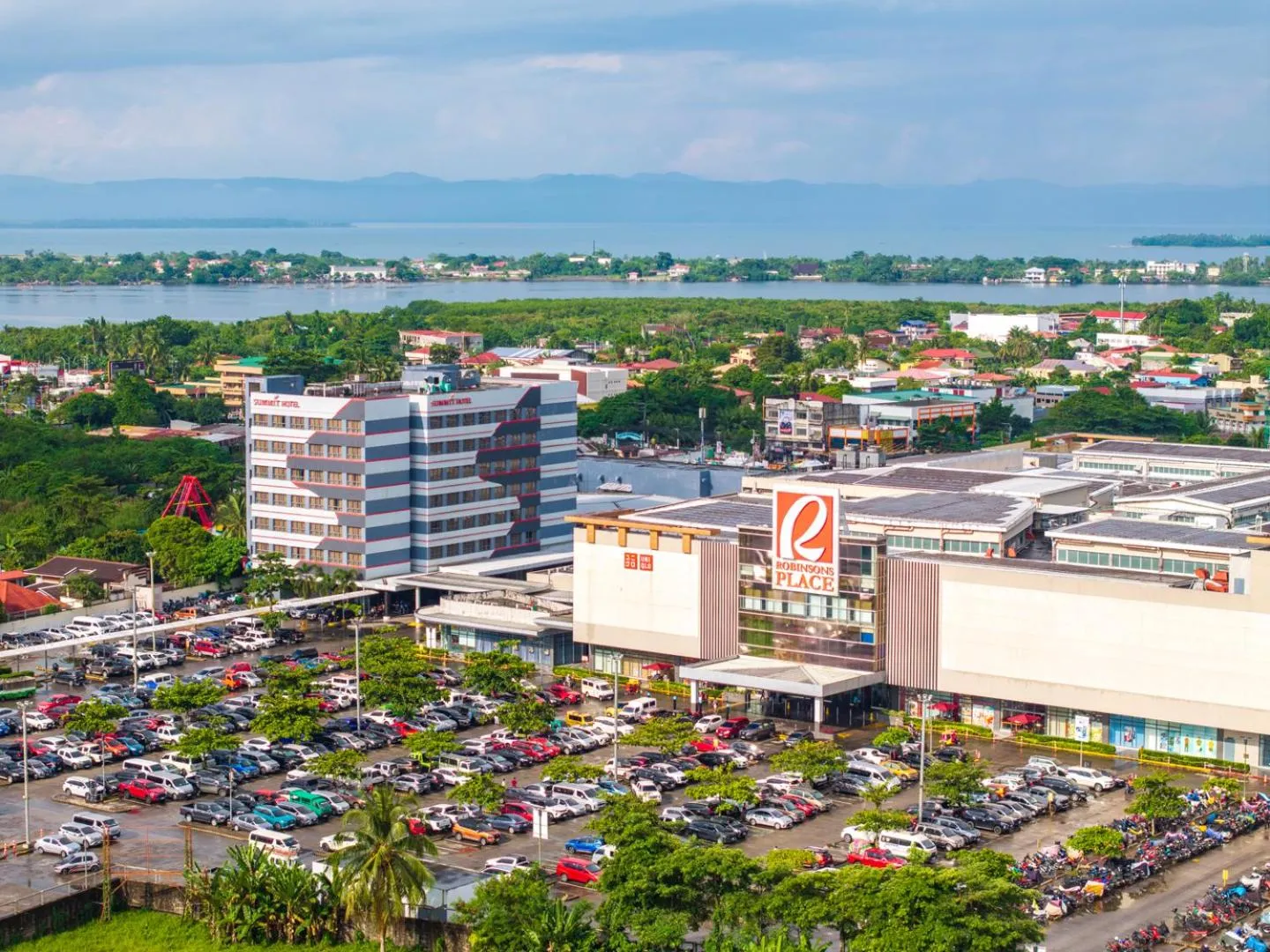 Property building in Summit Hotel Tacloban