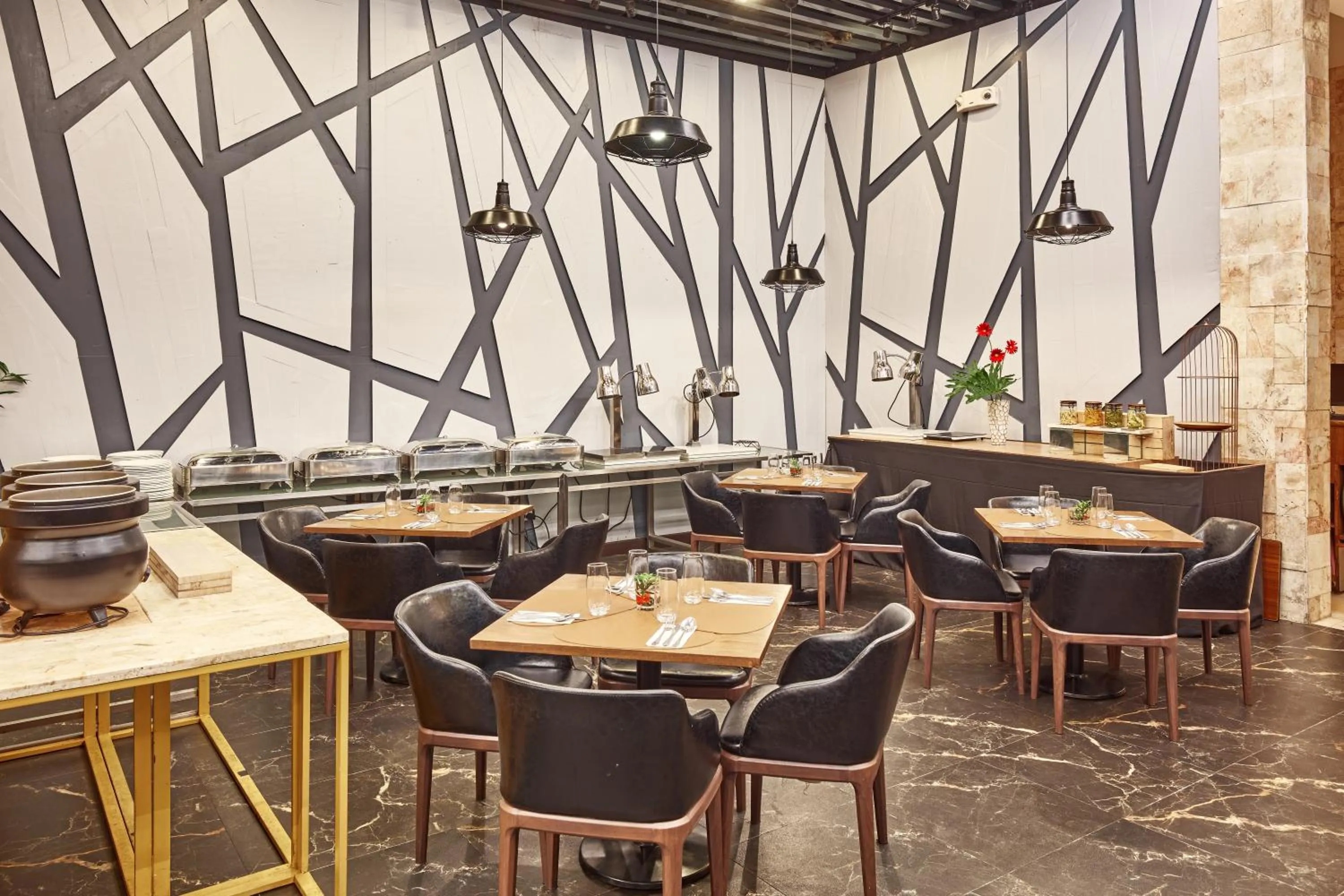 Restaurant/places to eat in Summit Hotel Tacloban