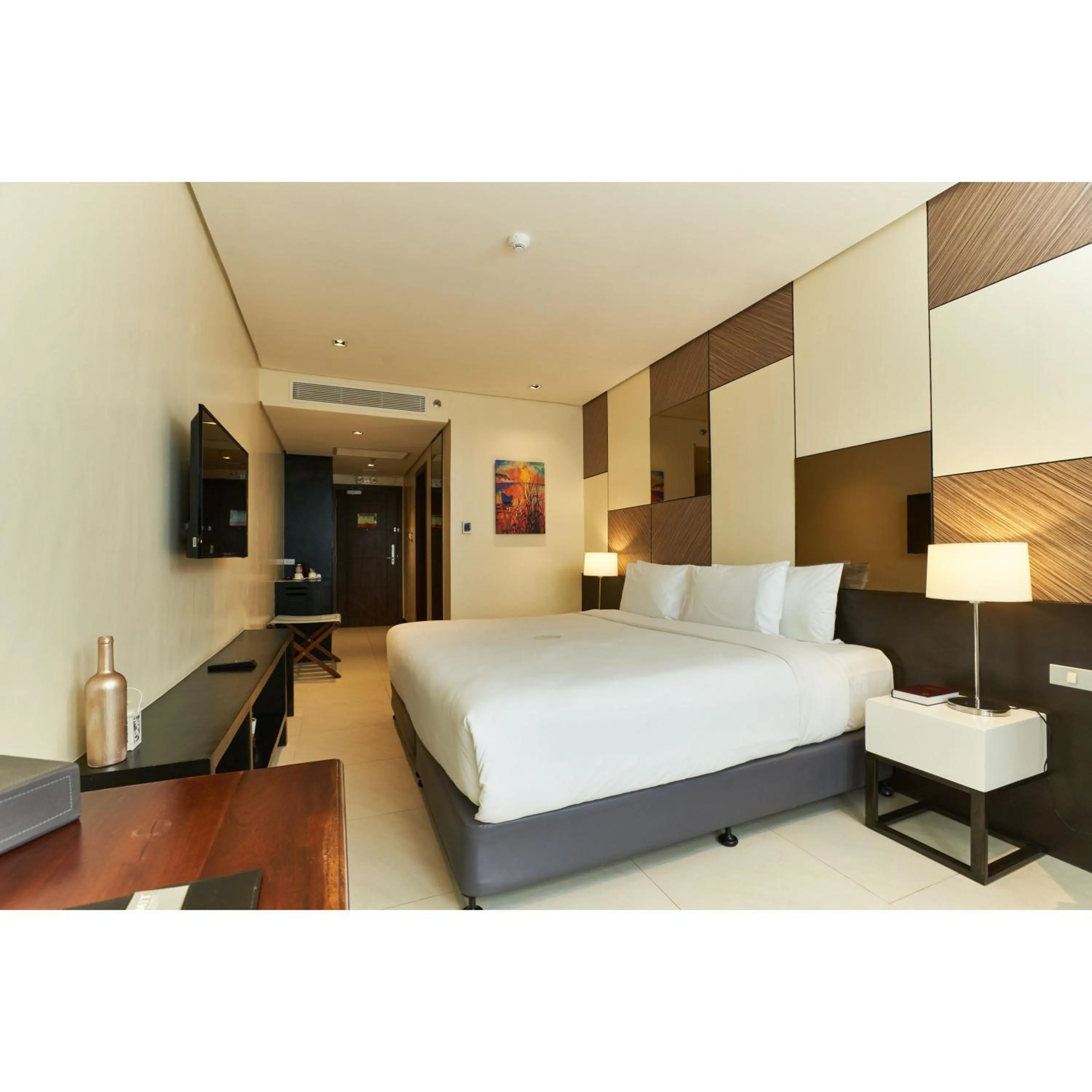 Bed in Summit Hotel Tacloban