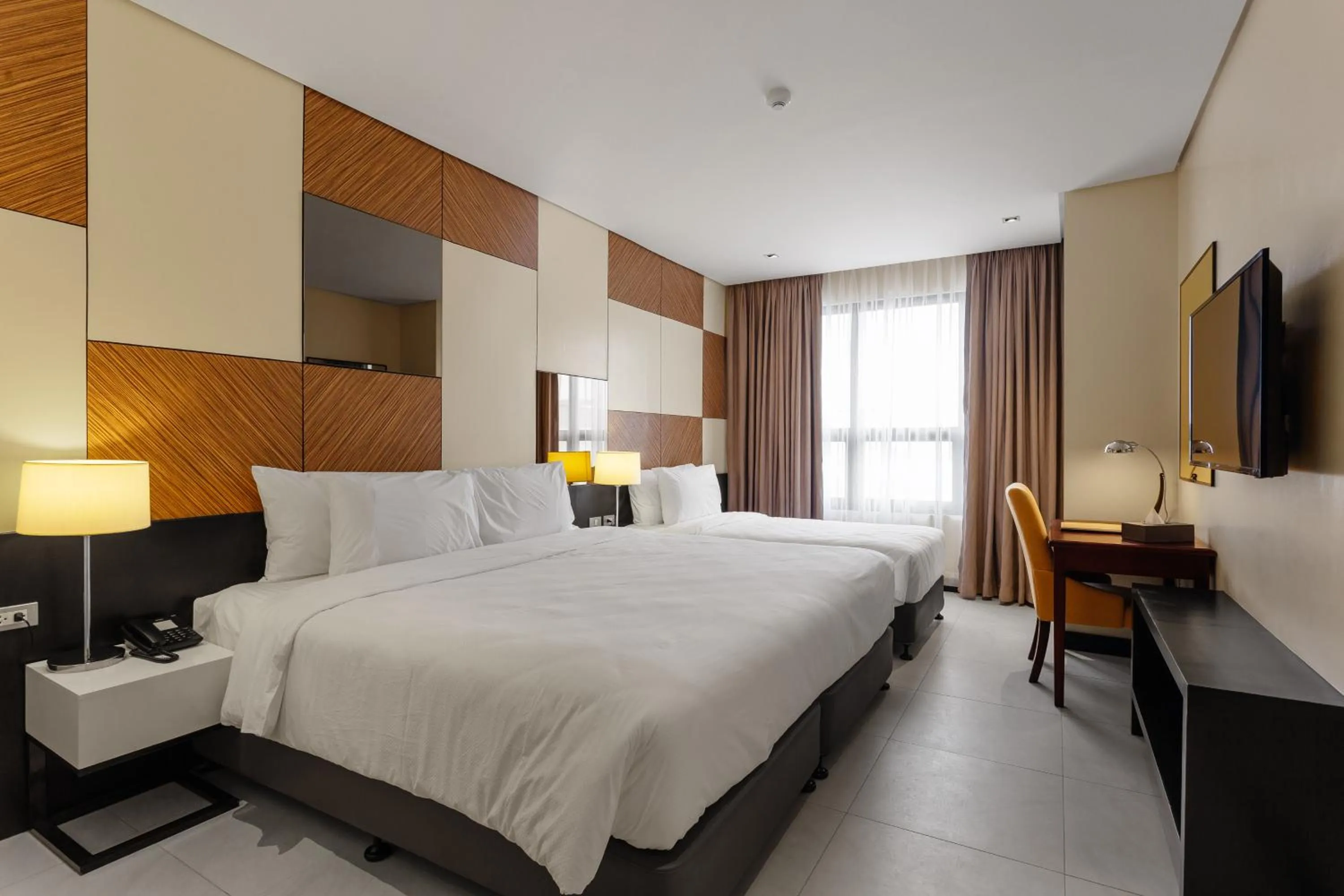 Bed in Summit Hotel Tacloban