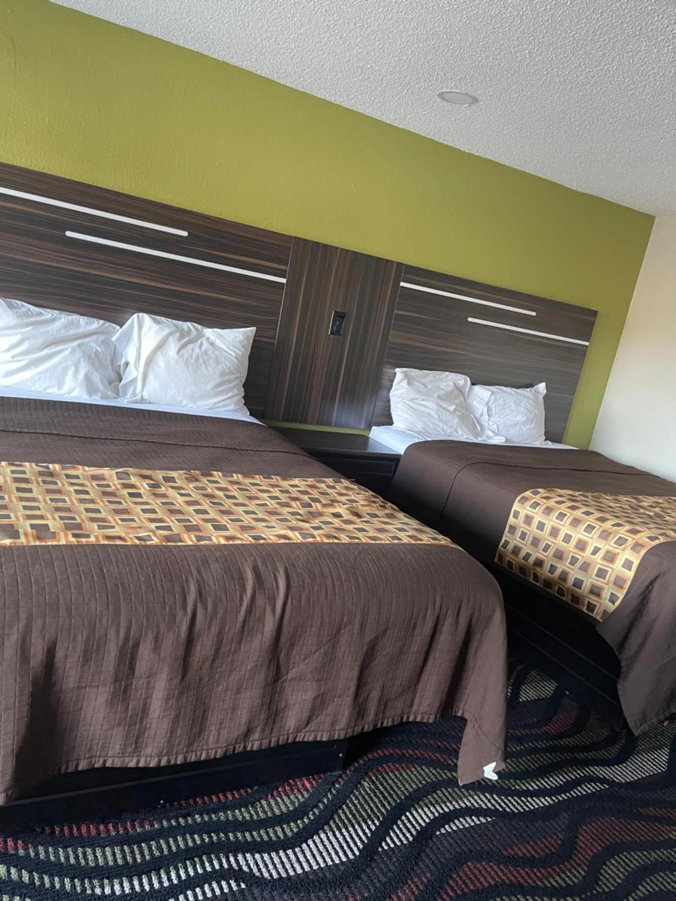 Bed in Blue Stone Inn