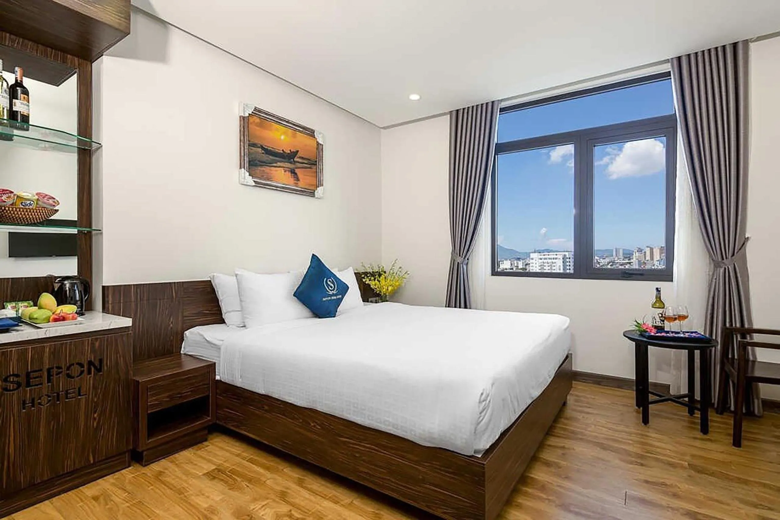 Bed in Sepon Blue Hotel