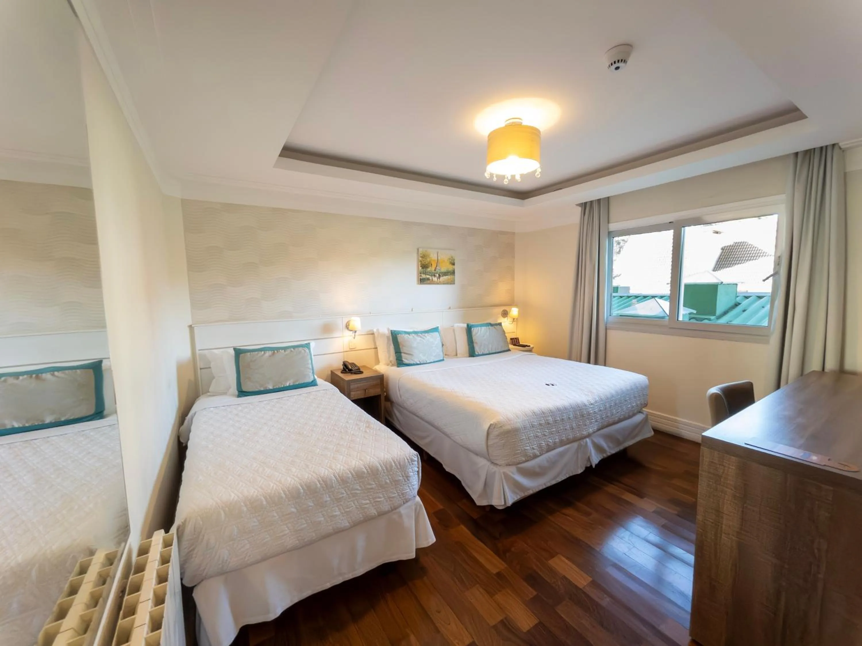 Bedroom, Bed in Hotel Estoril