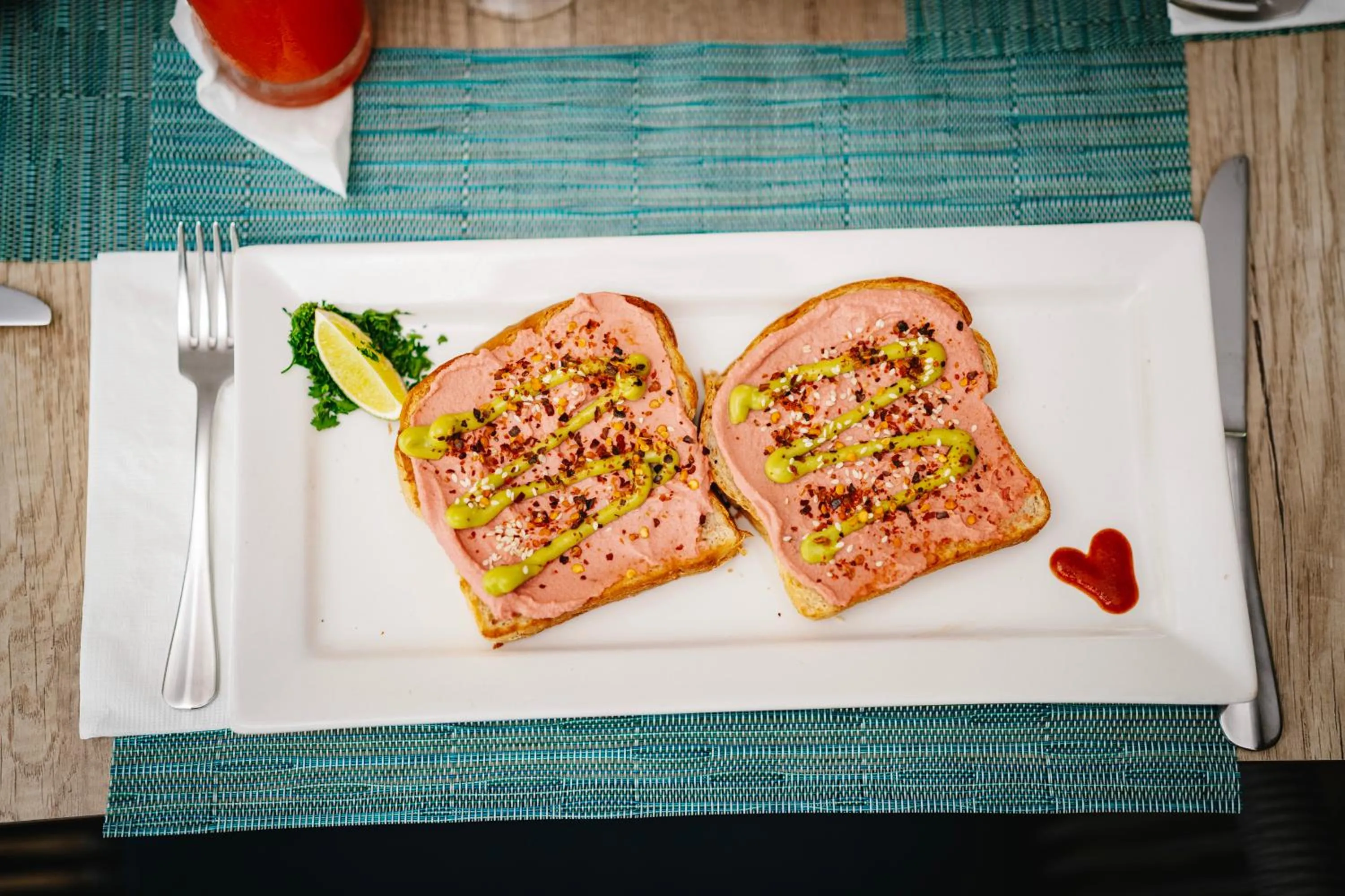 Food and drinks in Coconut Court Beach Hotel