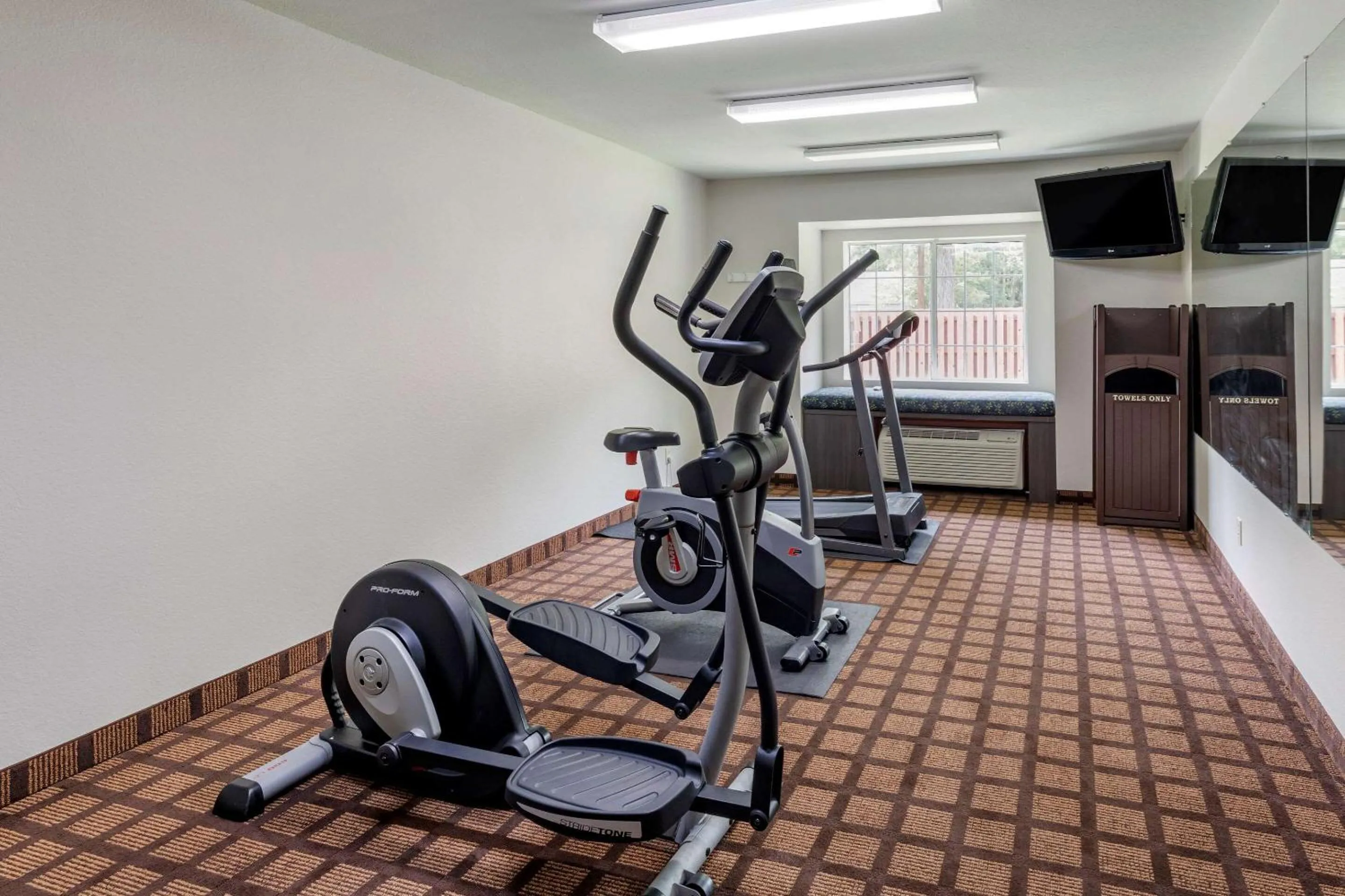 Fitness centre/facilities in Quality Inn & Suites Longview I-20