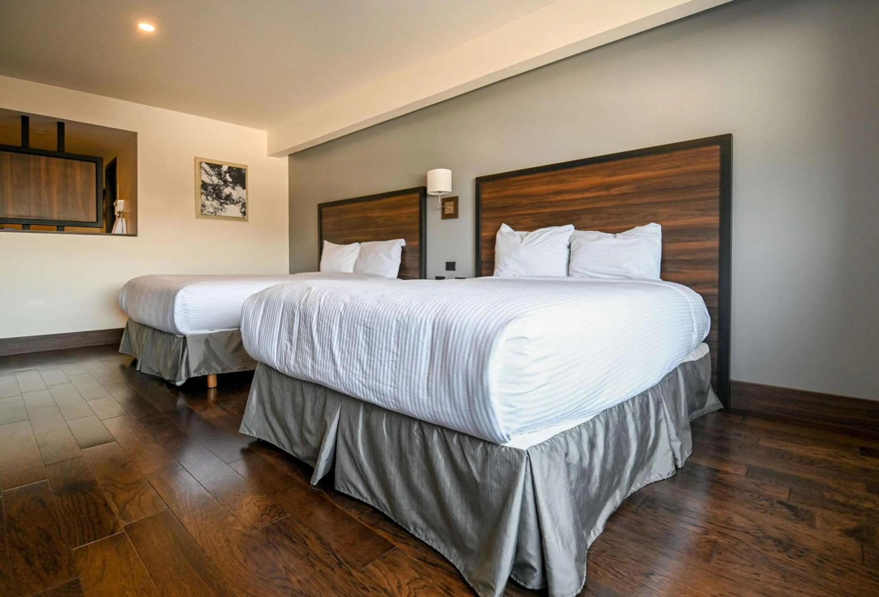 Bedroom in Quality Inn Chihuahua San Francisco