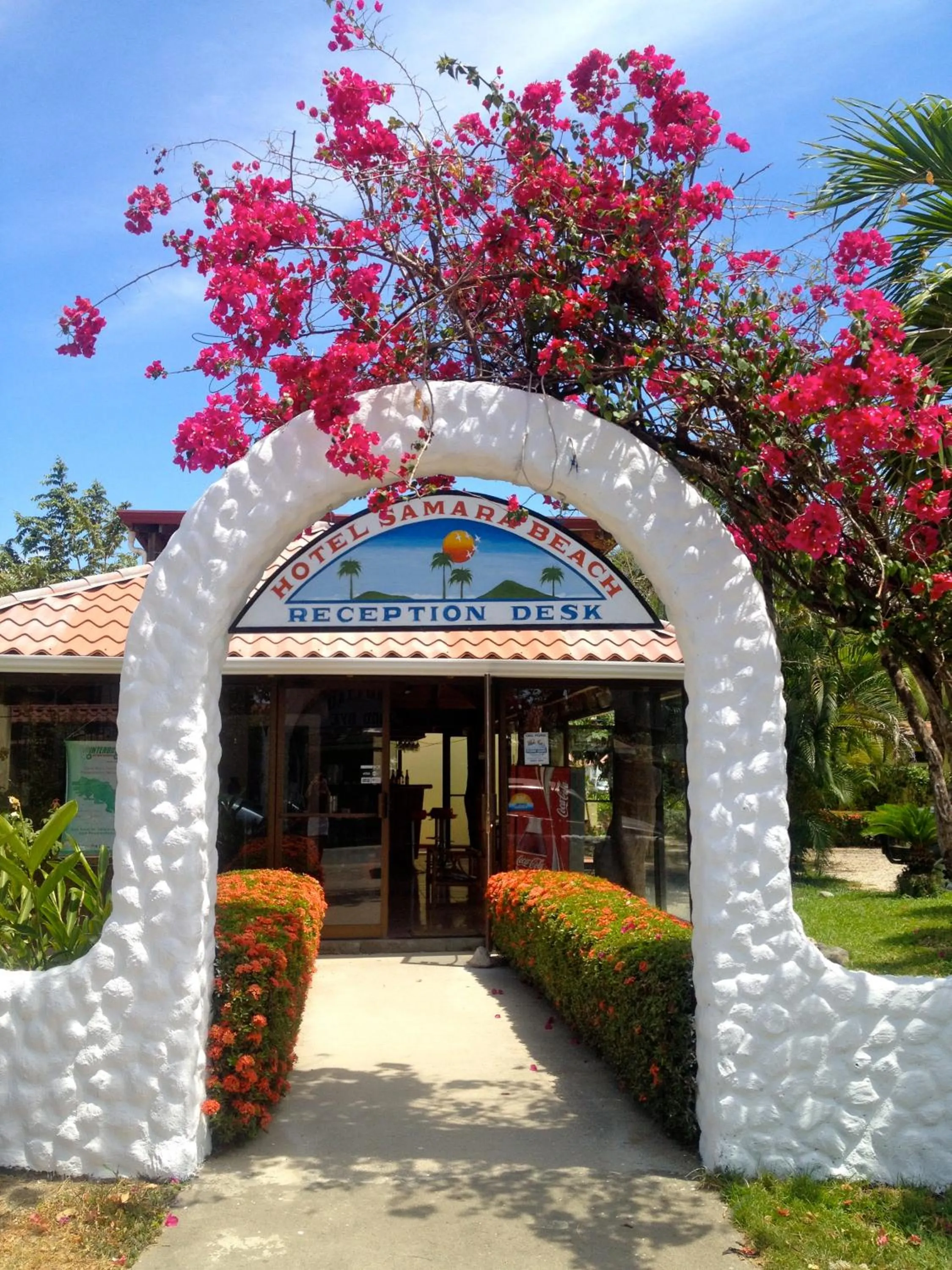 Facade/entrance in Samara Beach Hotel