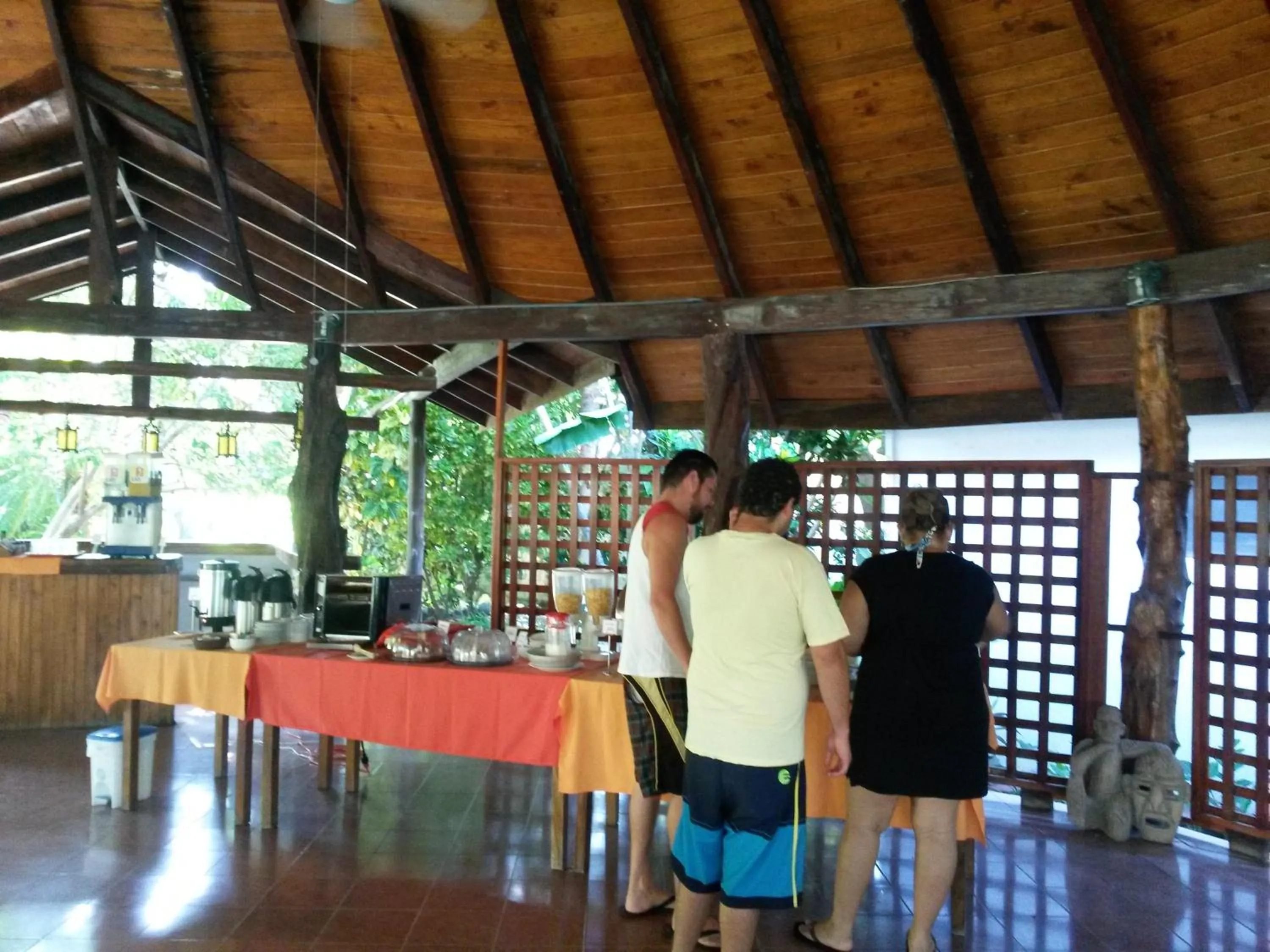 Restaurant/places to eat in Samara Beach Hotel