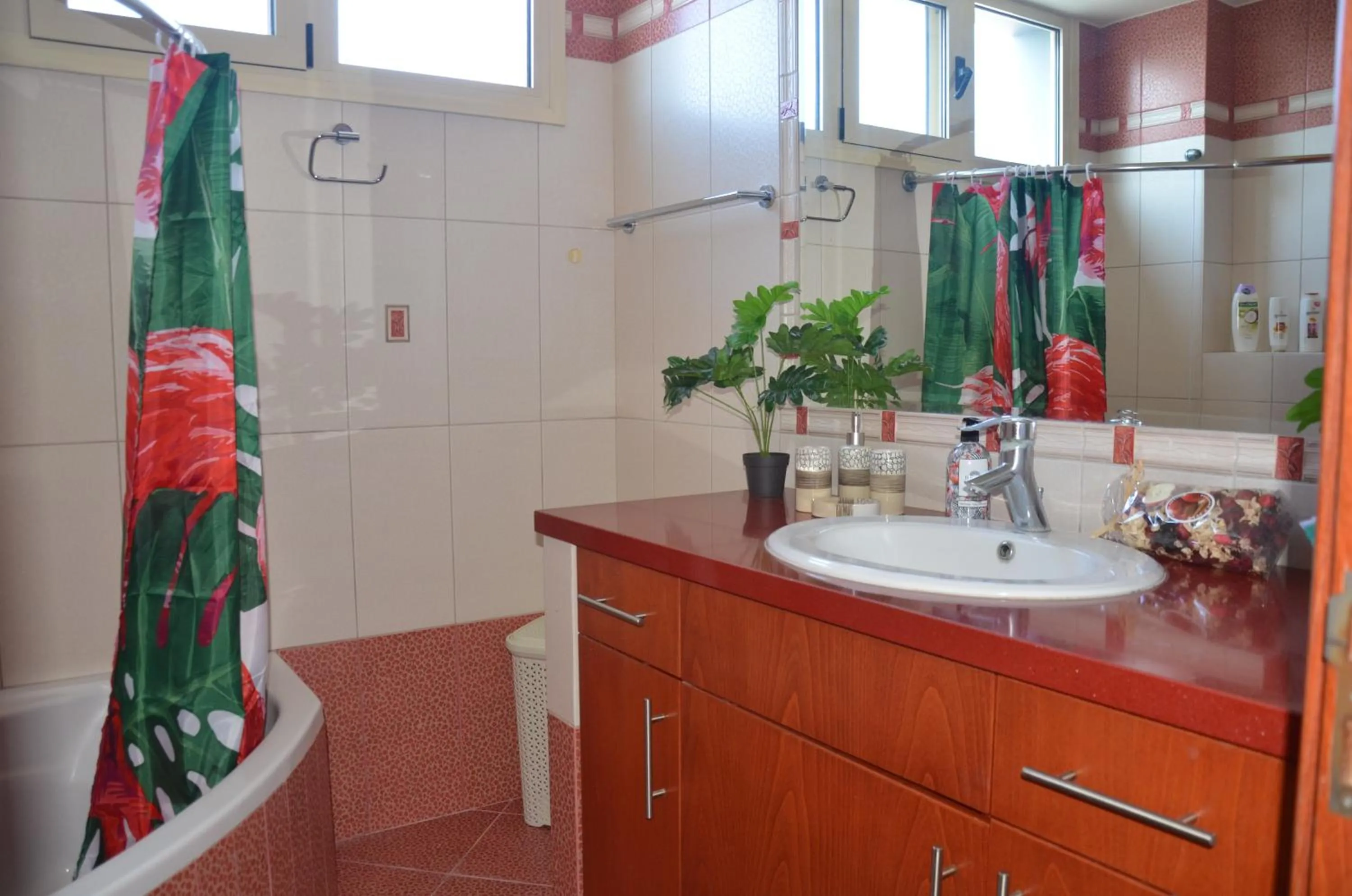 Bathroom in Platoni Elite Villas