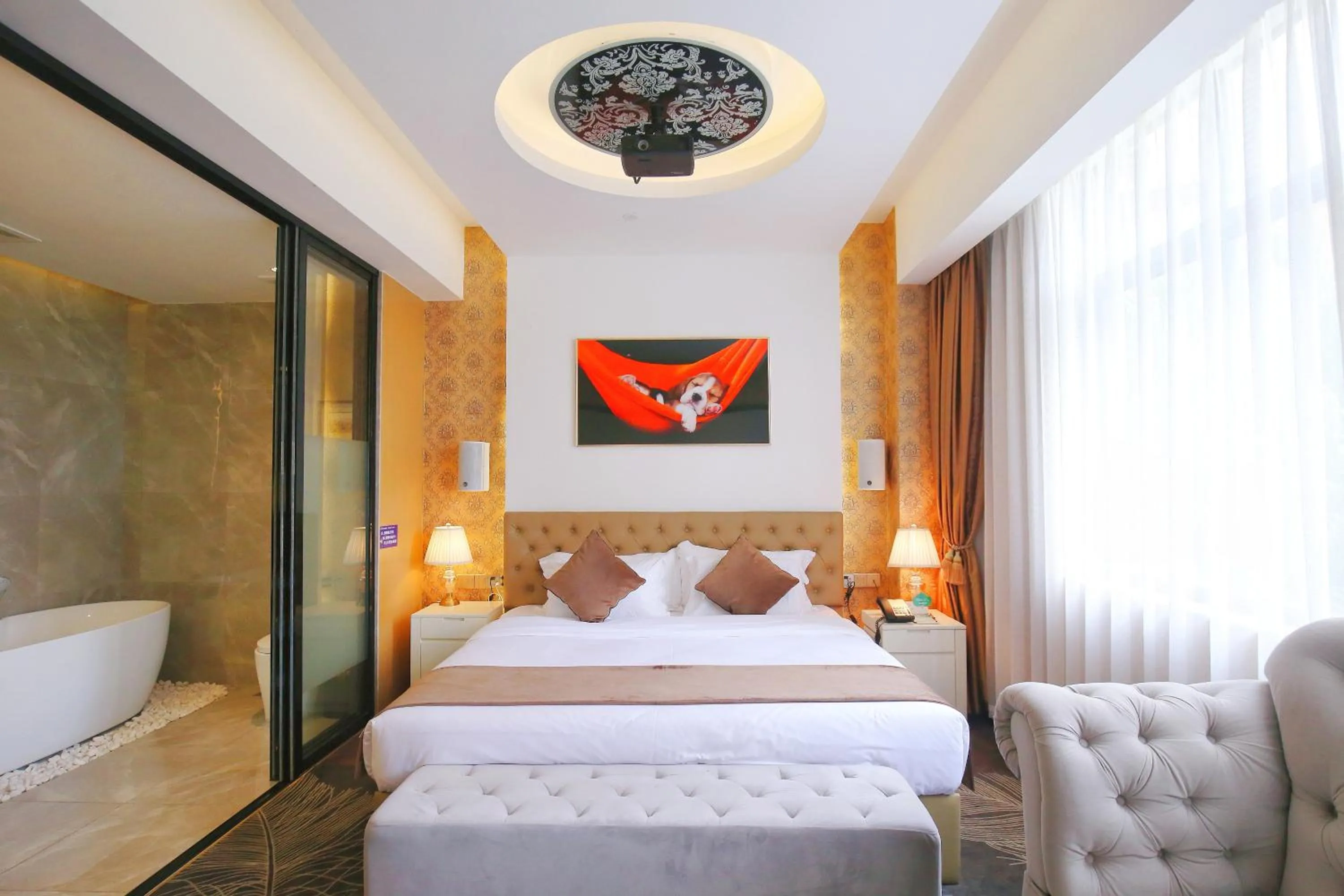 Taishan He Style Hotel