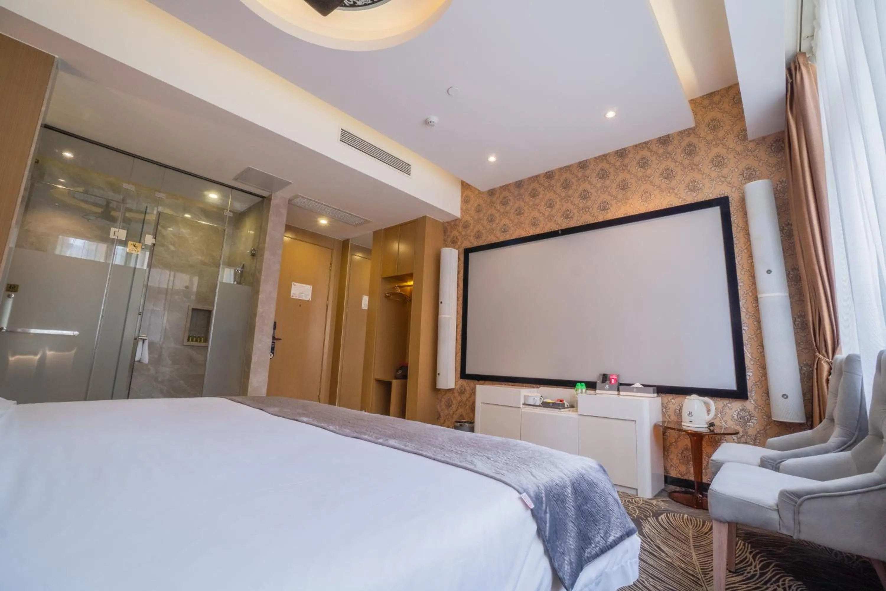 Taishan He Style Hotel