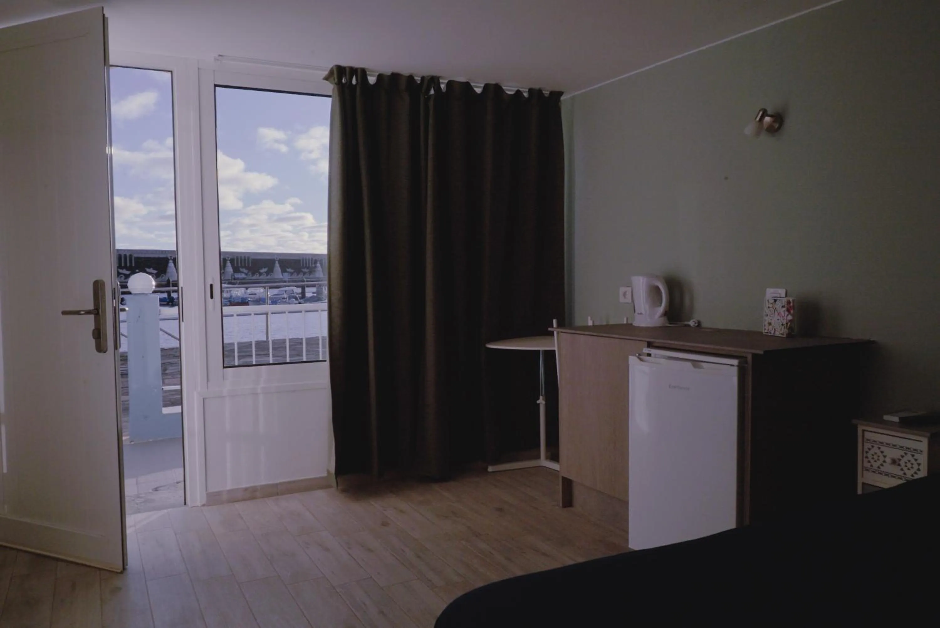 Photo of the whole room in Sur Restinga