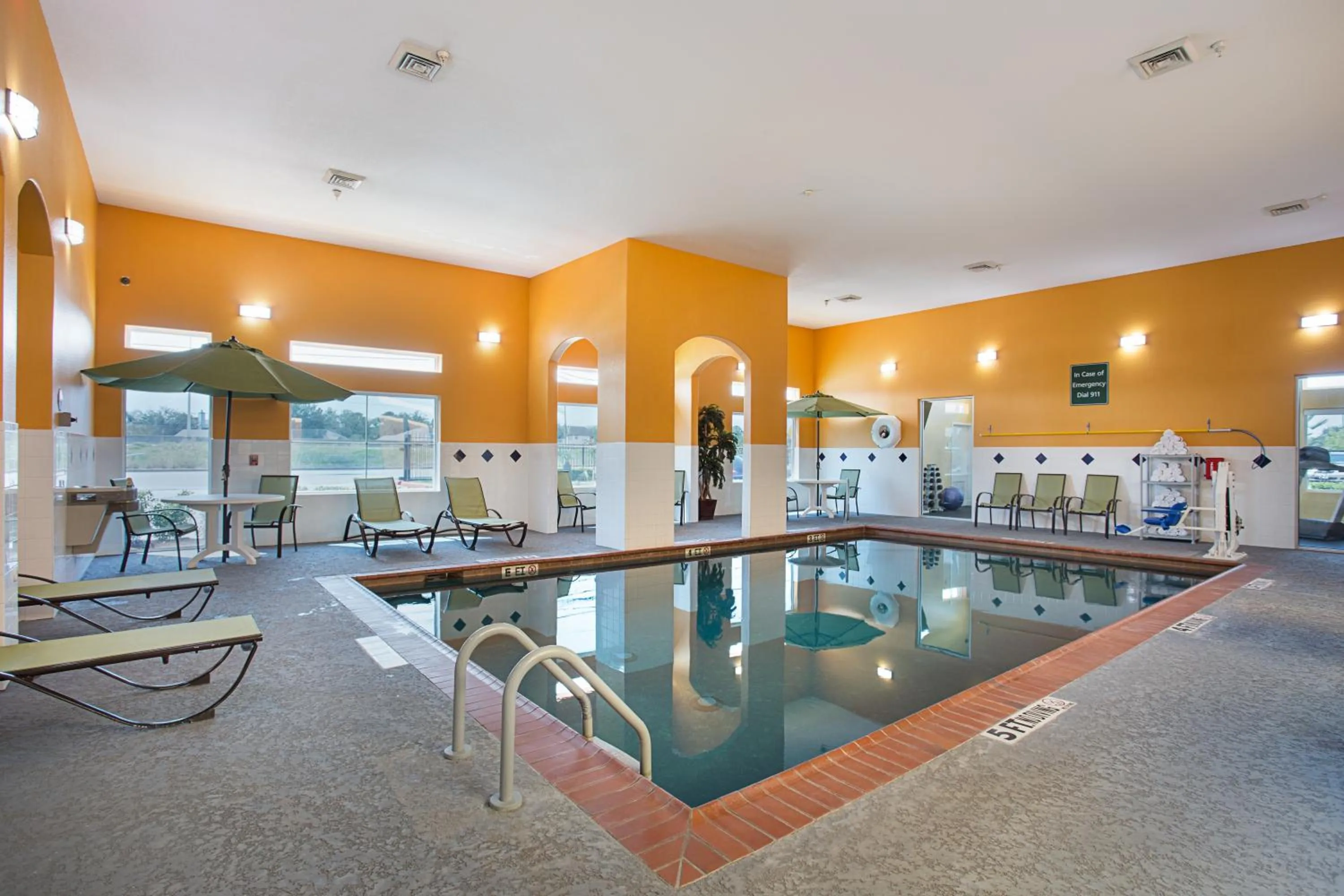 Swimming pool in La Quinta by Wyndham Houston Channelview