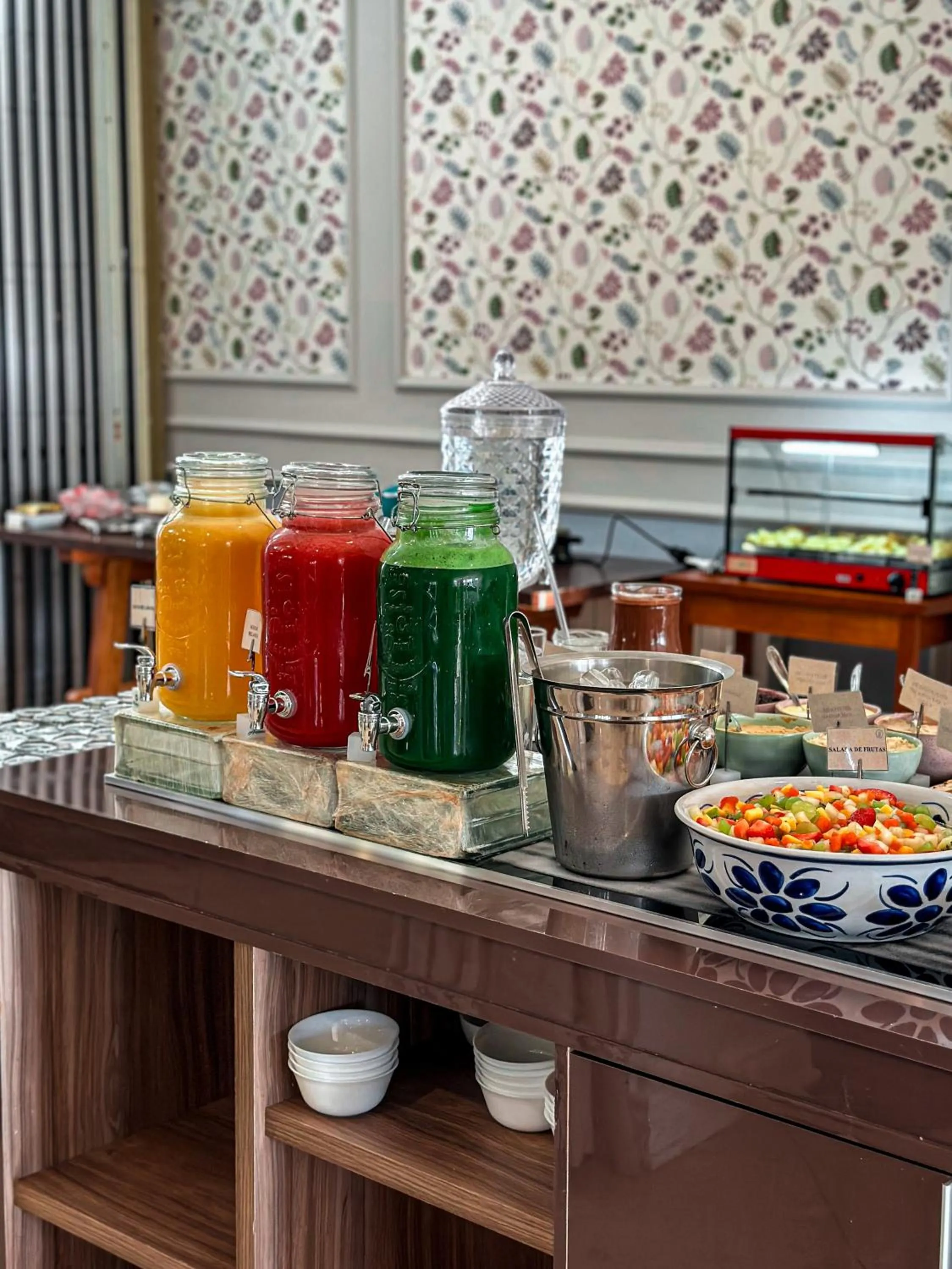 Buffet breakfast in Hotel Serra da Estrela