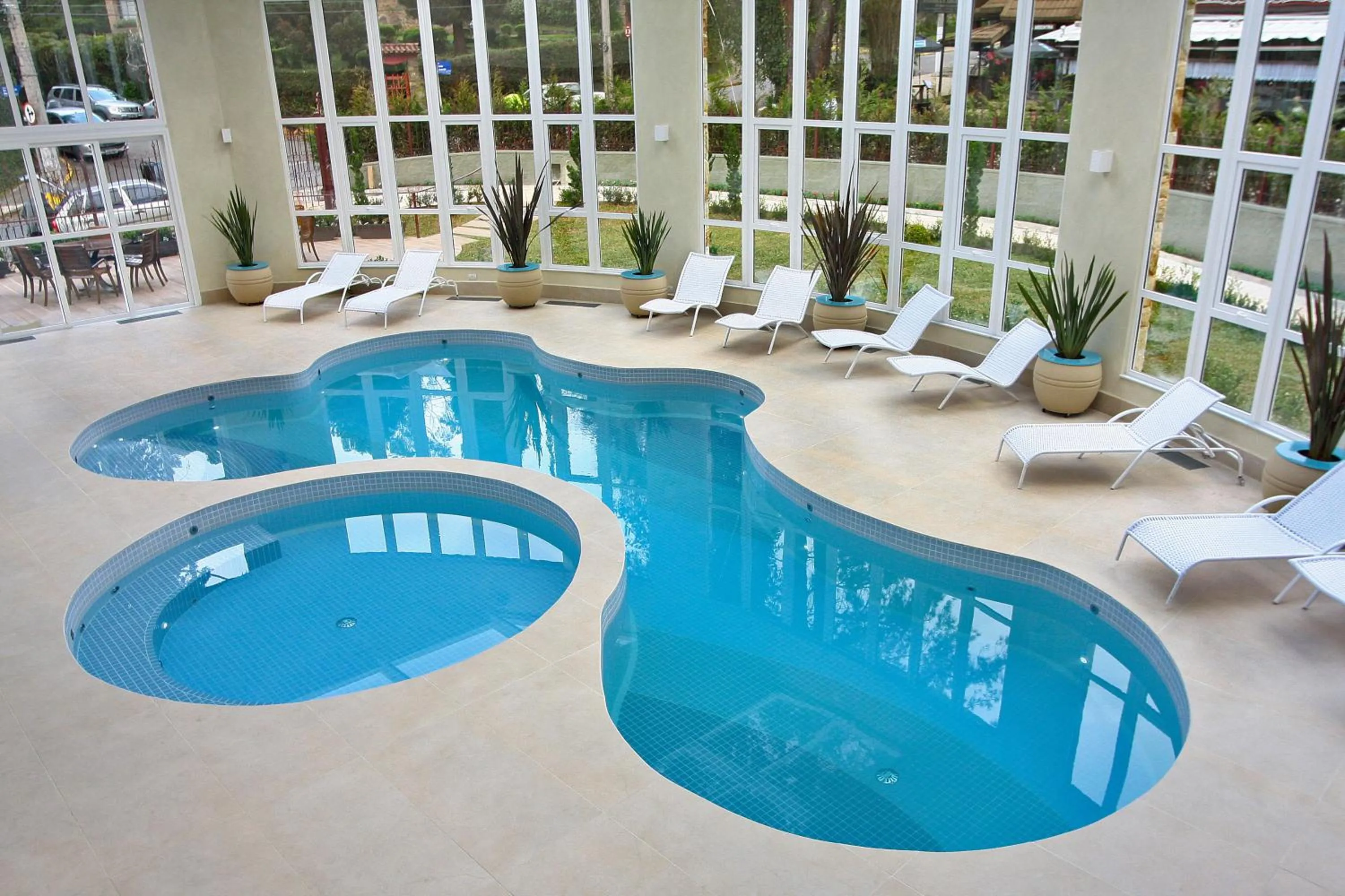 Swimming pool in Hotel Serra da Estrela