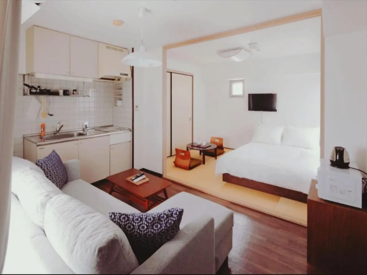 Living room, Bed in Apartment HOTEL KIRO Kyoto STATION