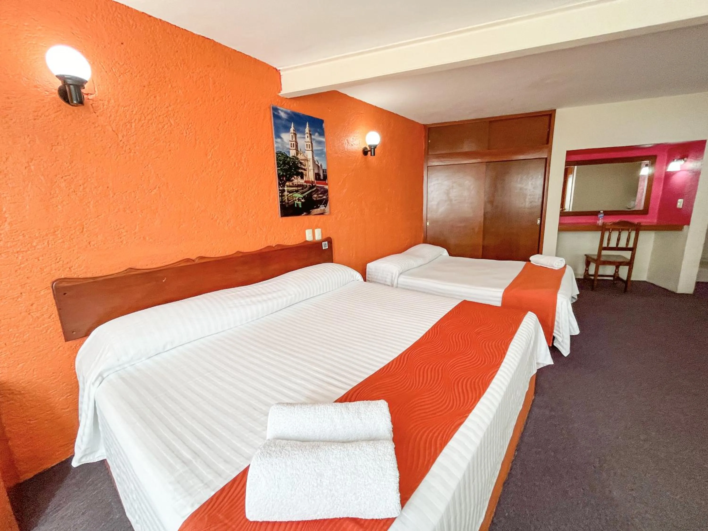 Photo of the whole room, Bed in Hotel Uxulkah