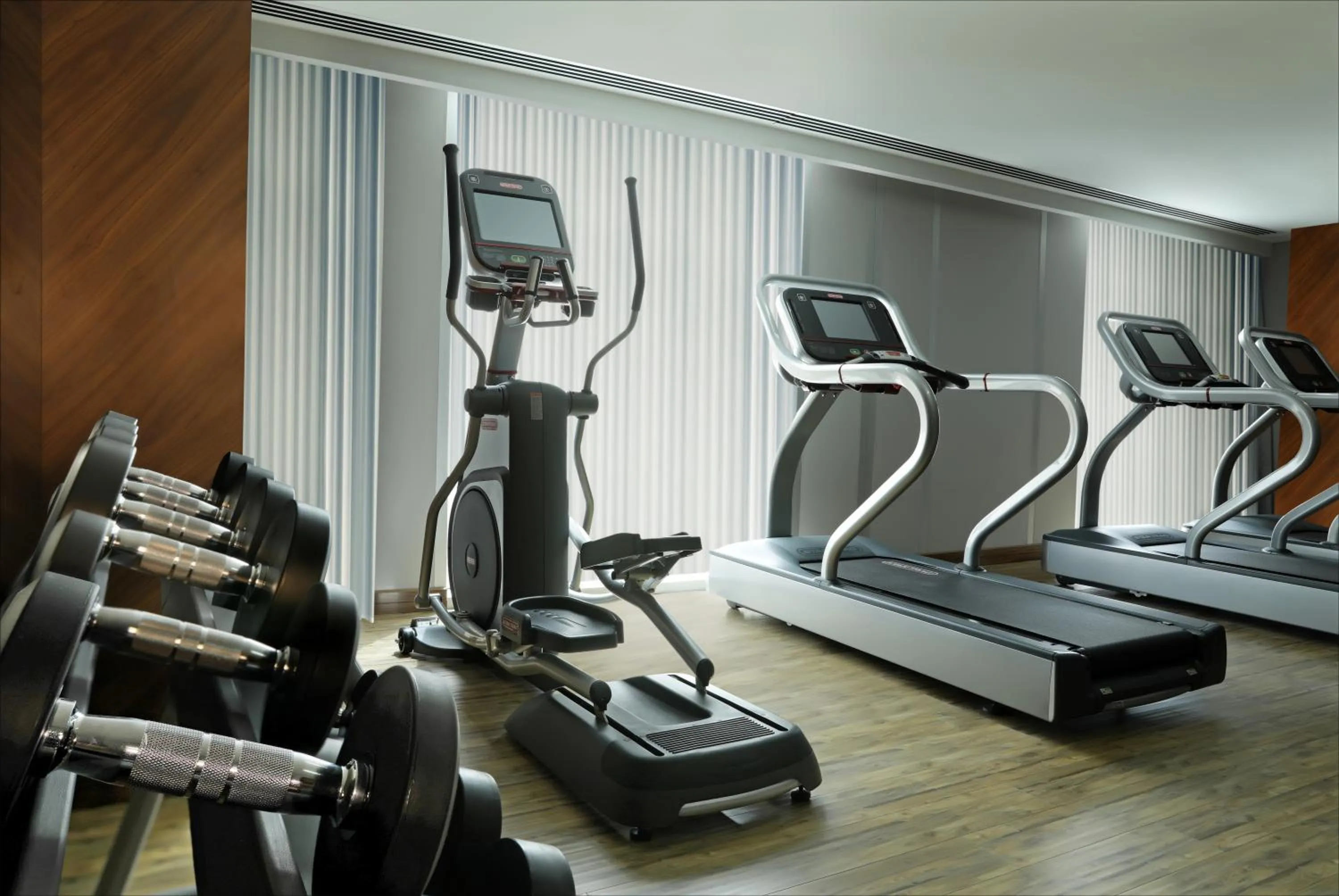 Fitness centre/facilities in Millennium Madinah Airport