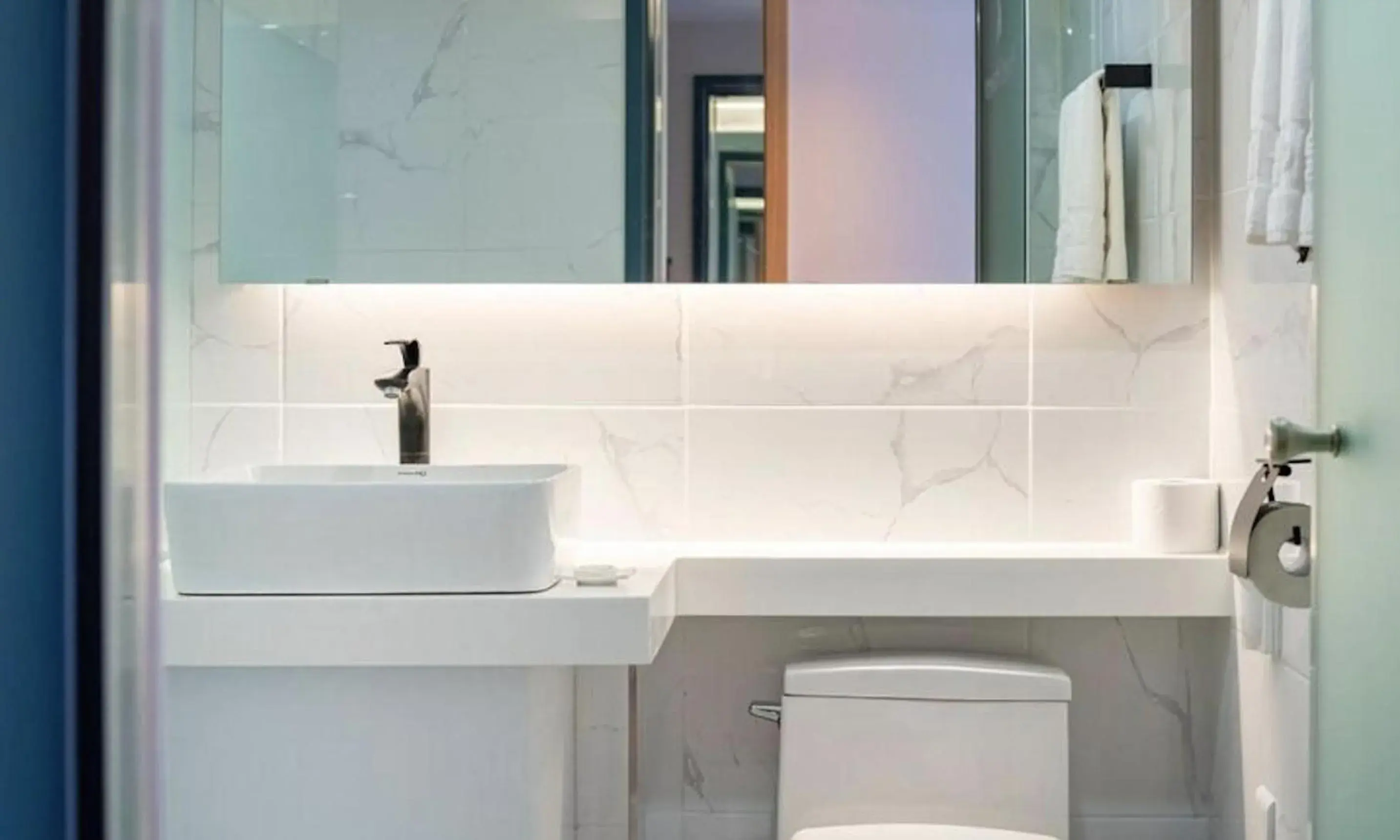 Family Twin Room with Half Ocean View in Yeosu Hotel Haven Family Twin Room with Half Ocean View in Yeosu Hotel Haven