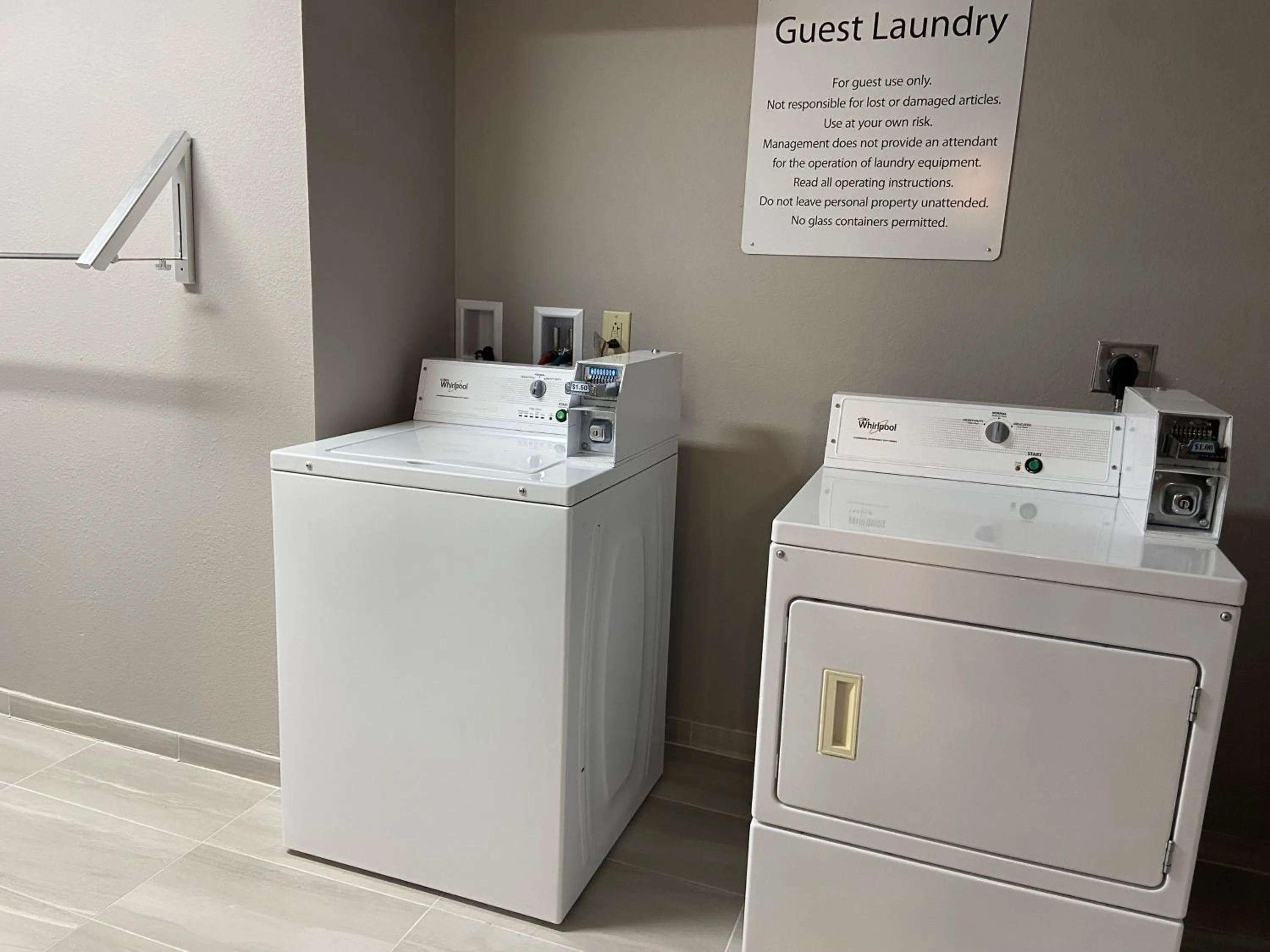 laundry in Holiday Inn Express & Suites Elyria by IHG