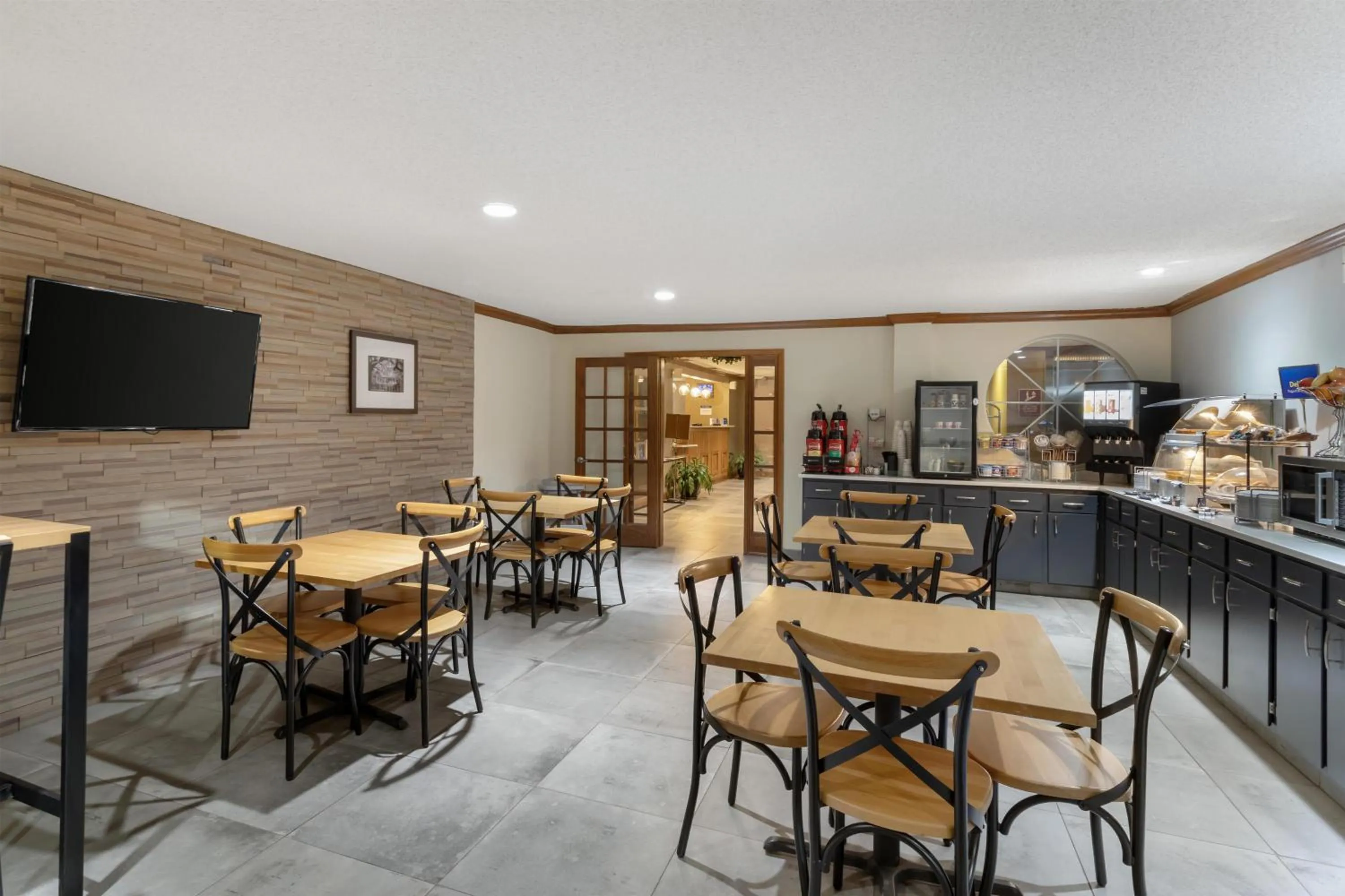 Breakfast in Best Western Natchitoches Inn