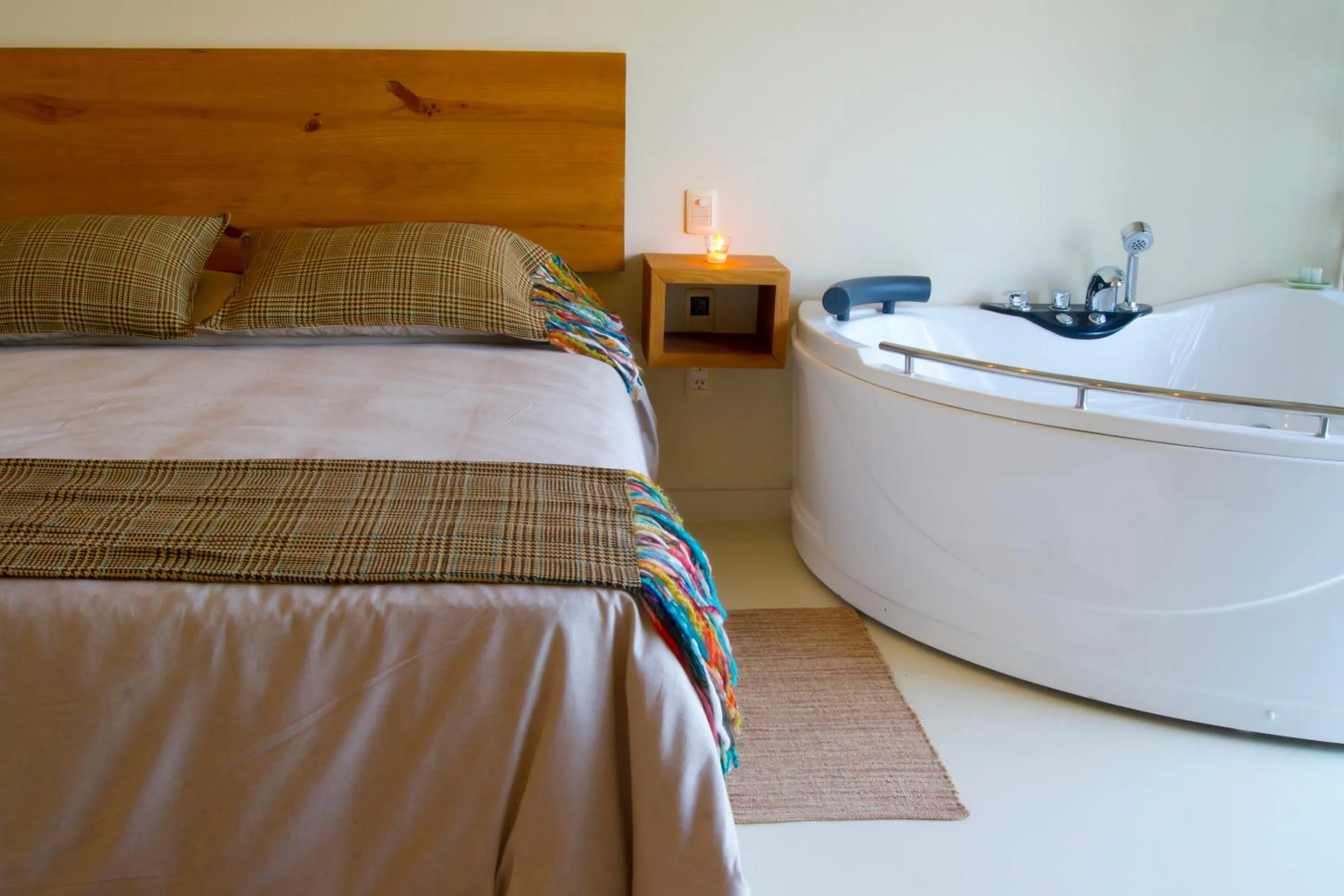 Decorative detail, Bed in La Viuda de José Ignacio