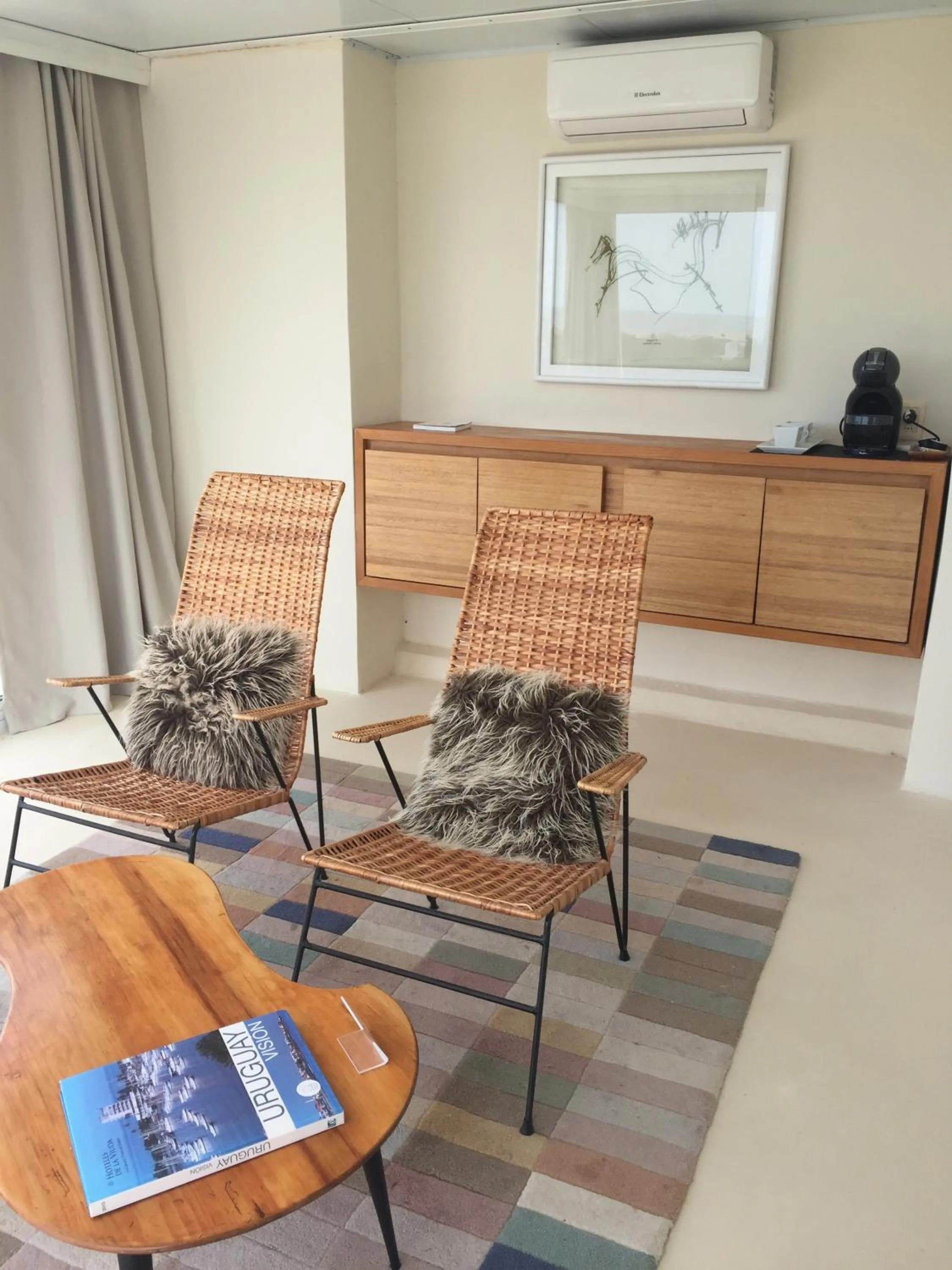 Photo of the whole room in La Viuda de José Ignacio