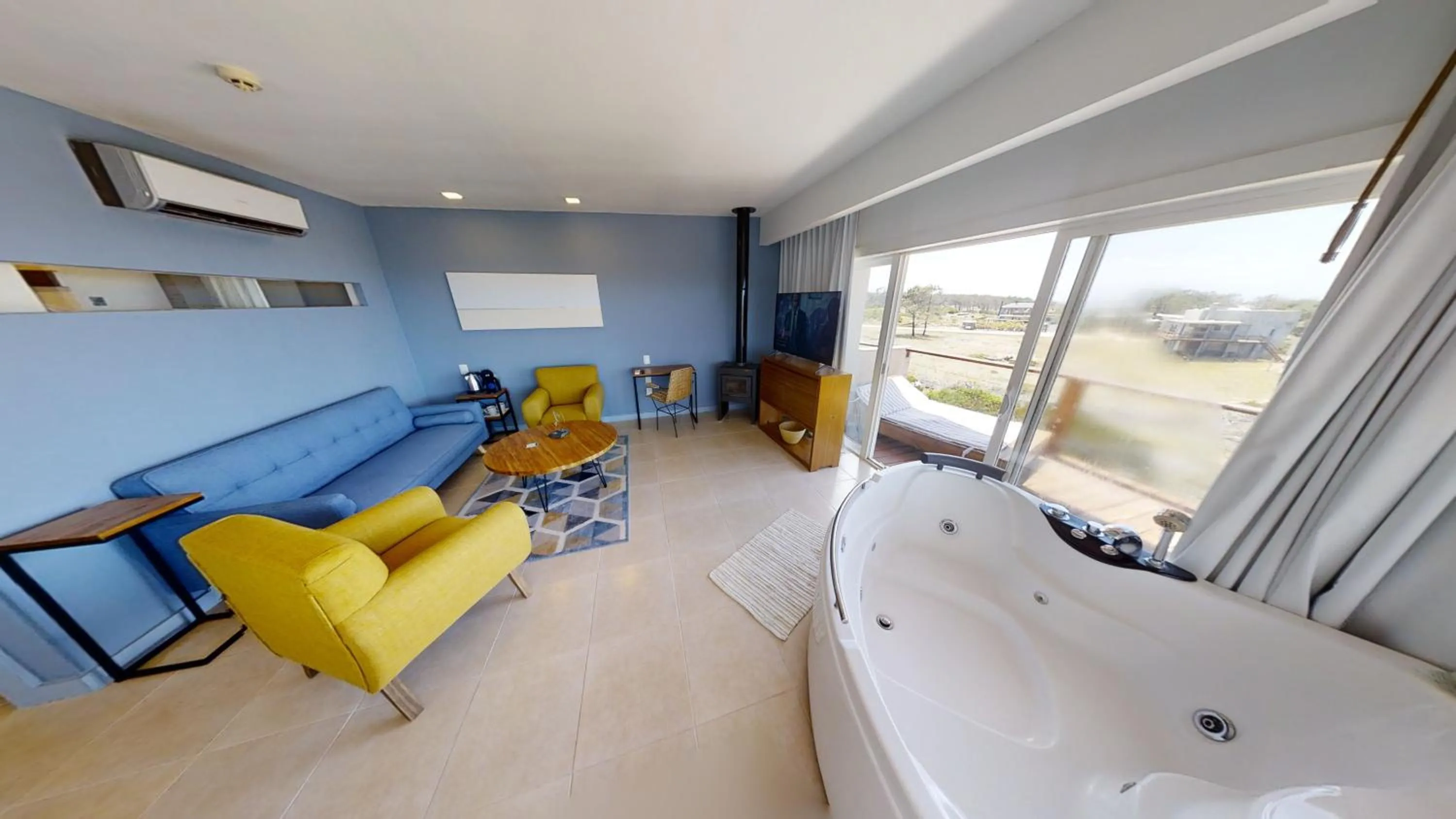 Photo of the whole room in La Viuda de José Ignacio