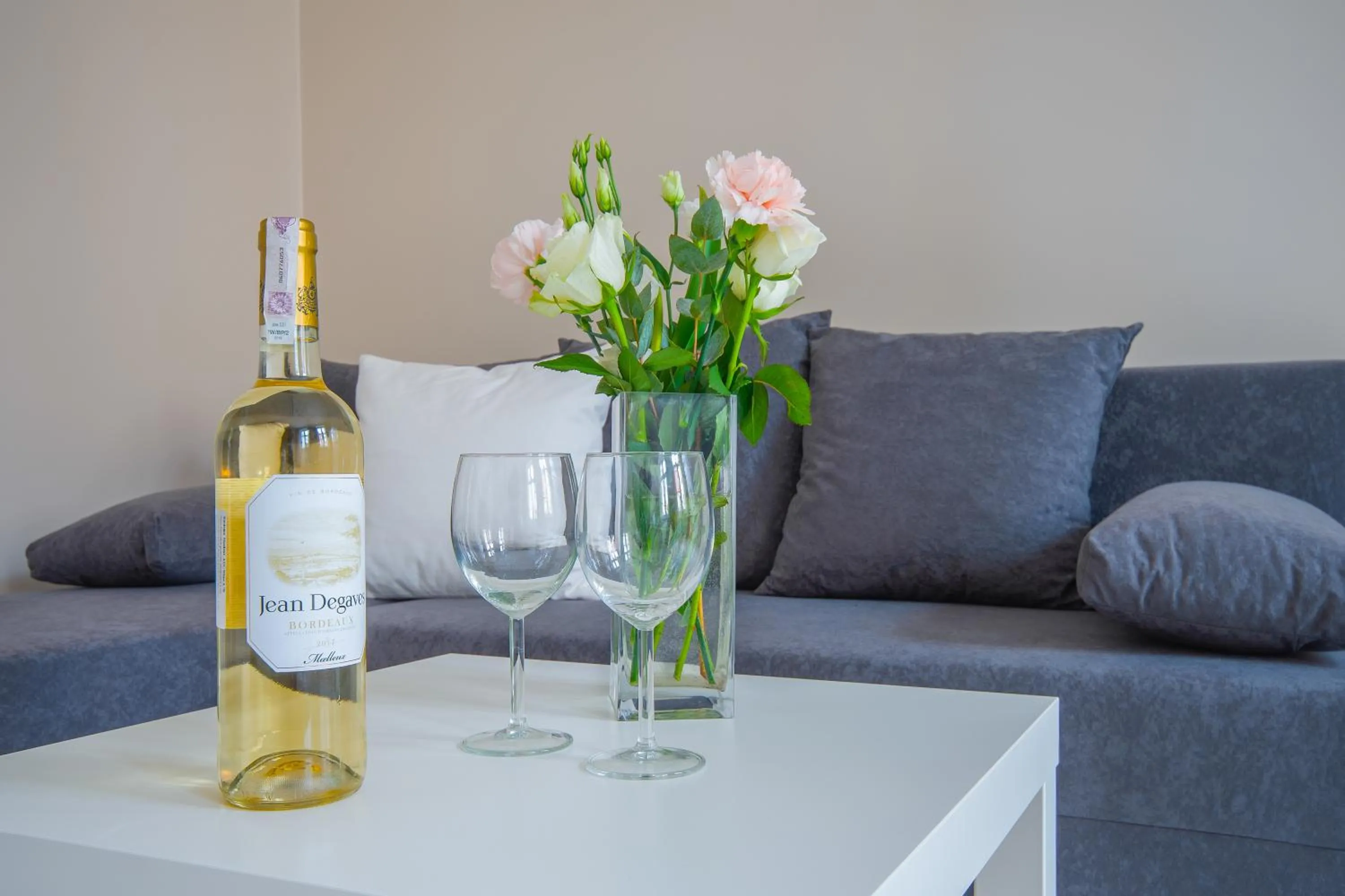Bedroom in Riviera Residence Apartments