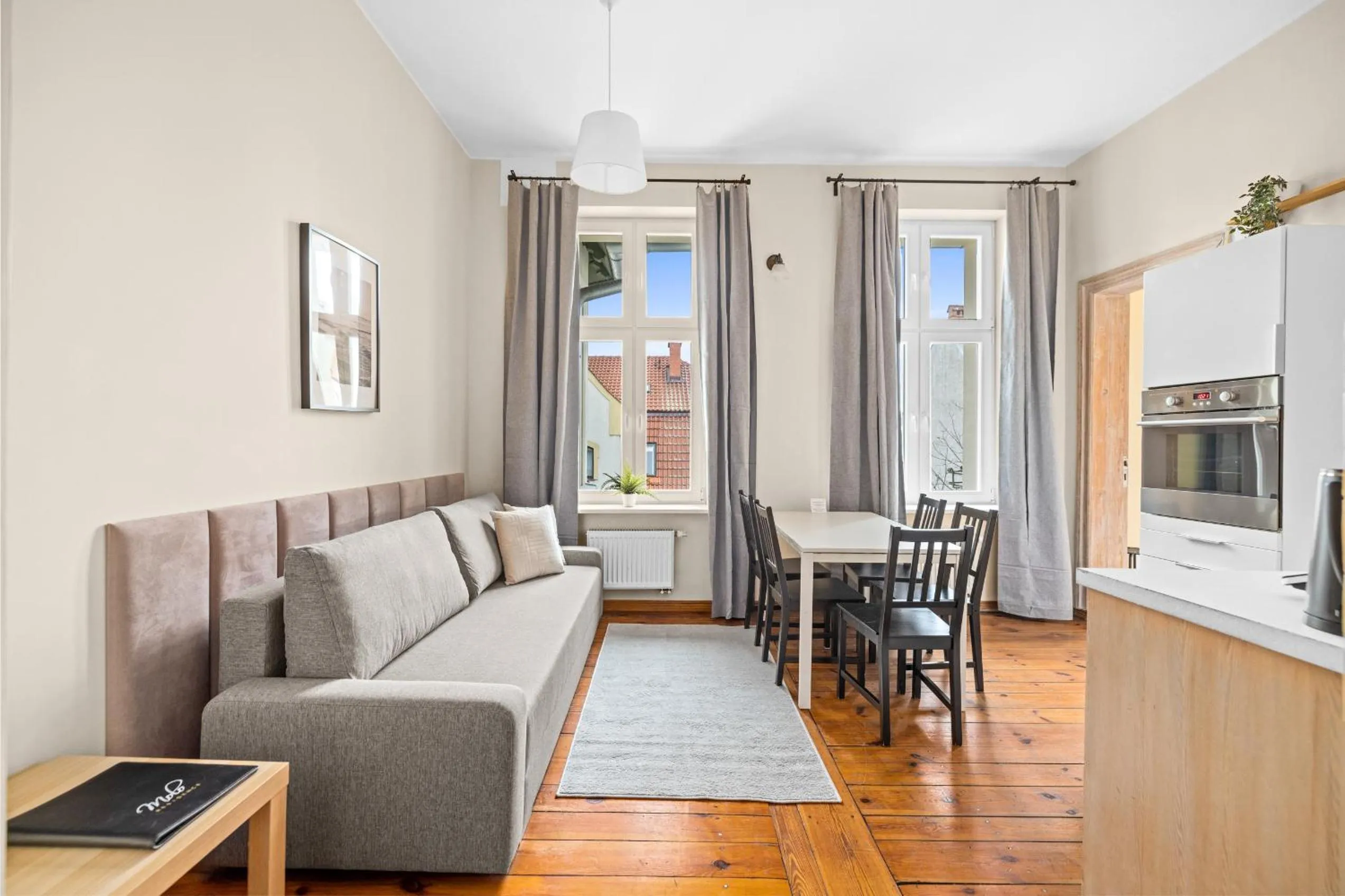 Kitchen or kitchenette in Riviera Residence Apartments