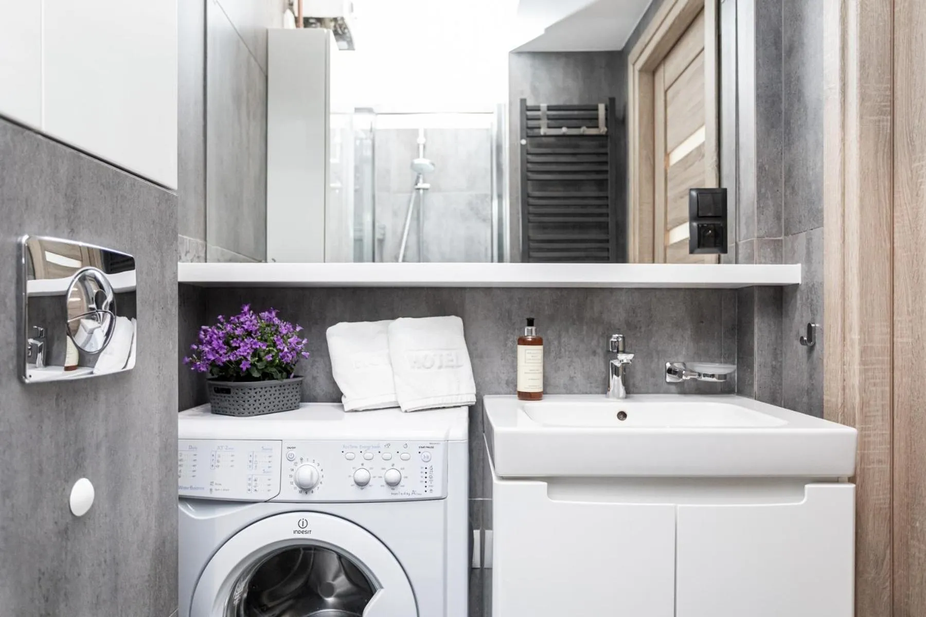 Bathroom in Riviera Residence Apartments